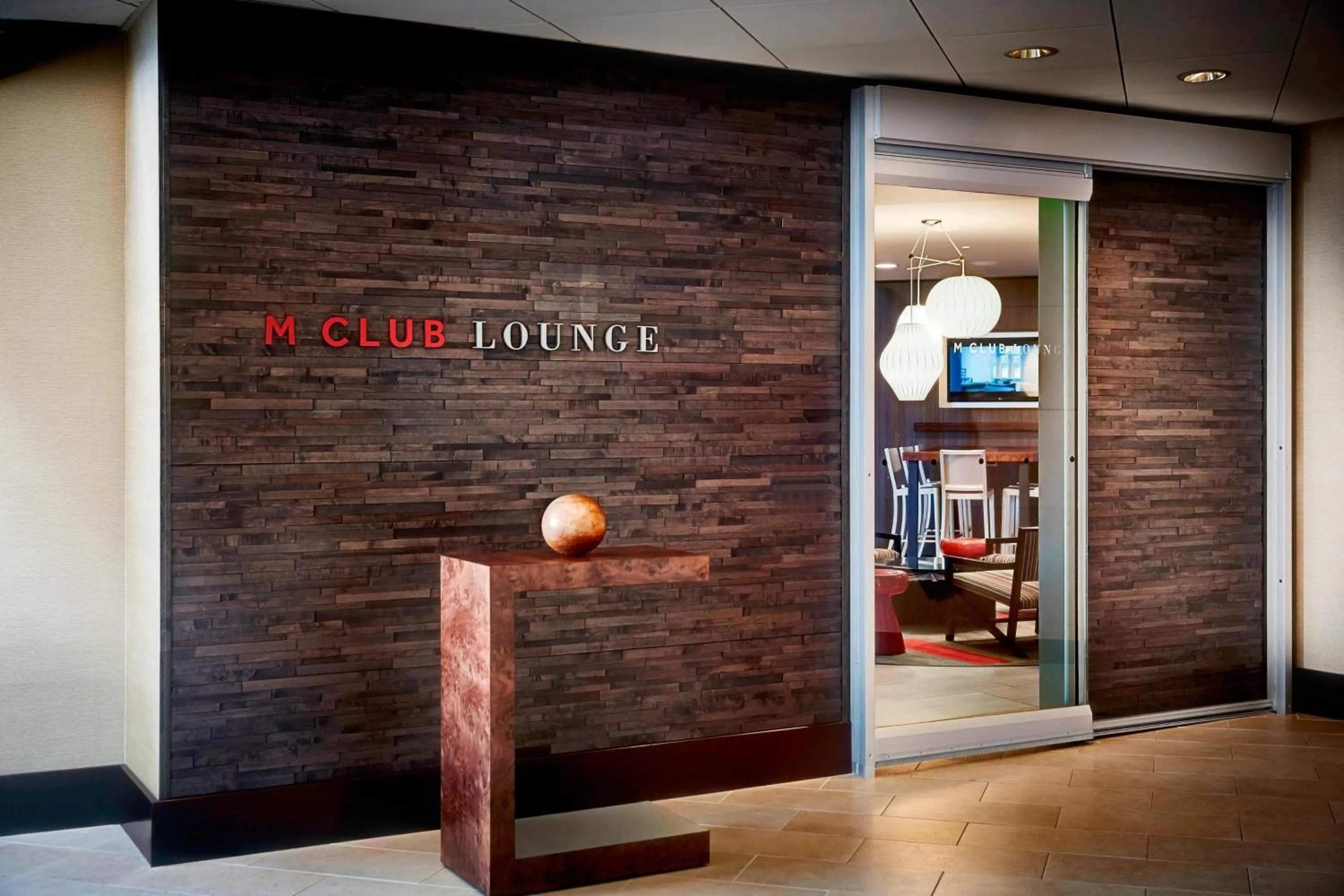 Lounge or bar in San Francisco Airport Marriott Waterfront