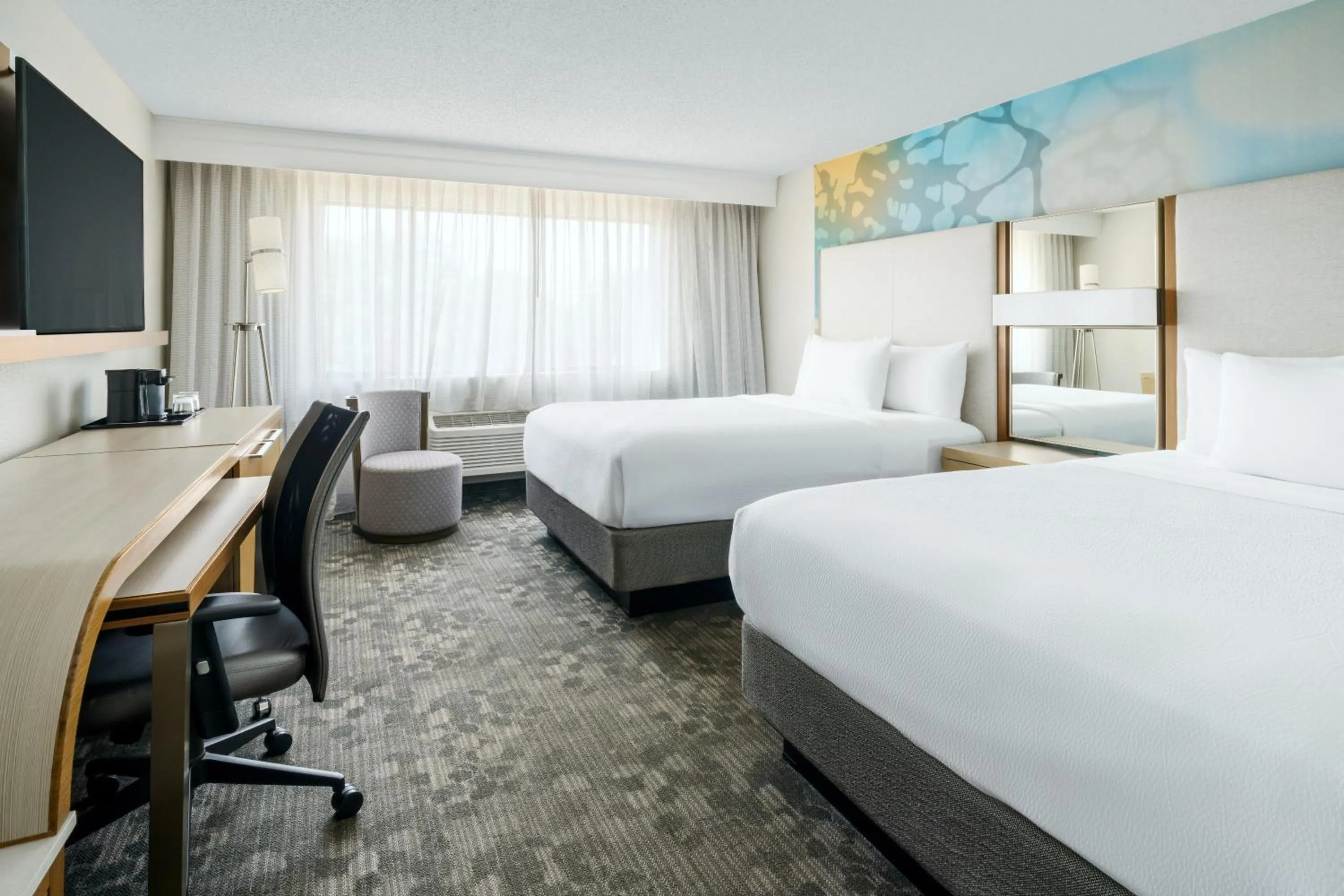 Bedroom, Bed in Courtyard by Marriott Orlando Lake Buena Vista at Vista Centre