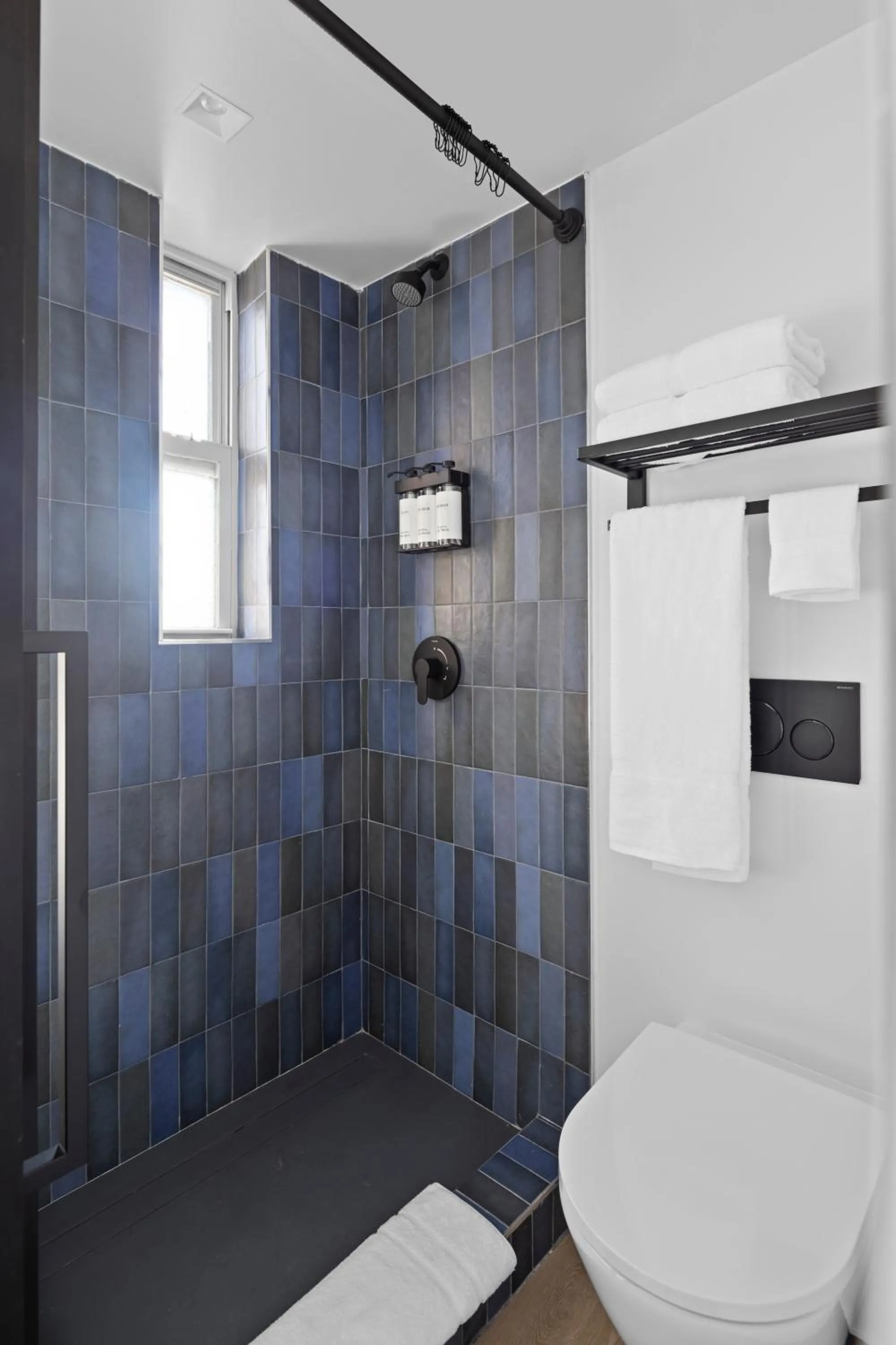 Shower in Riverside Tower Hotel