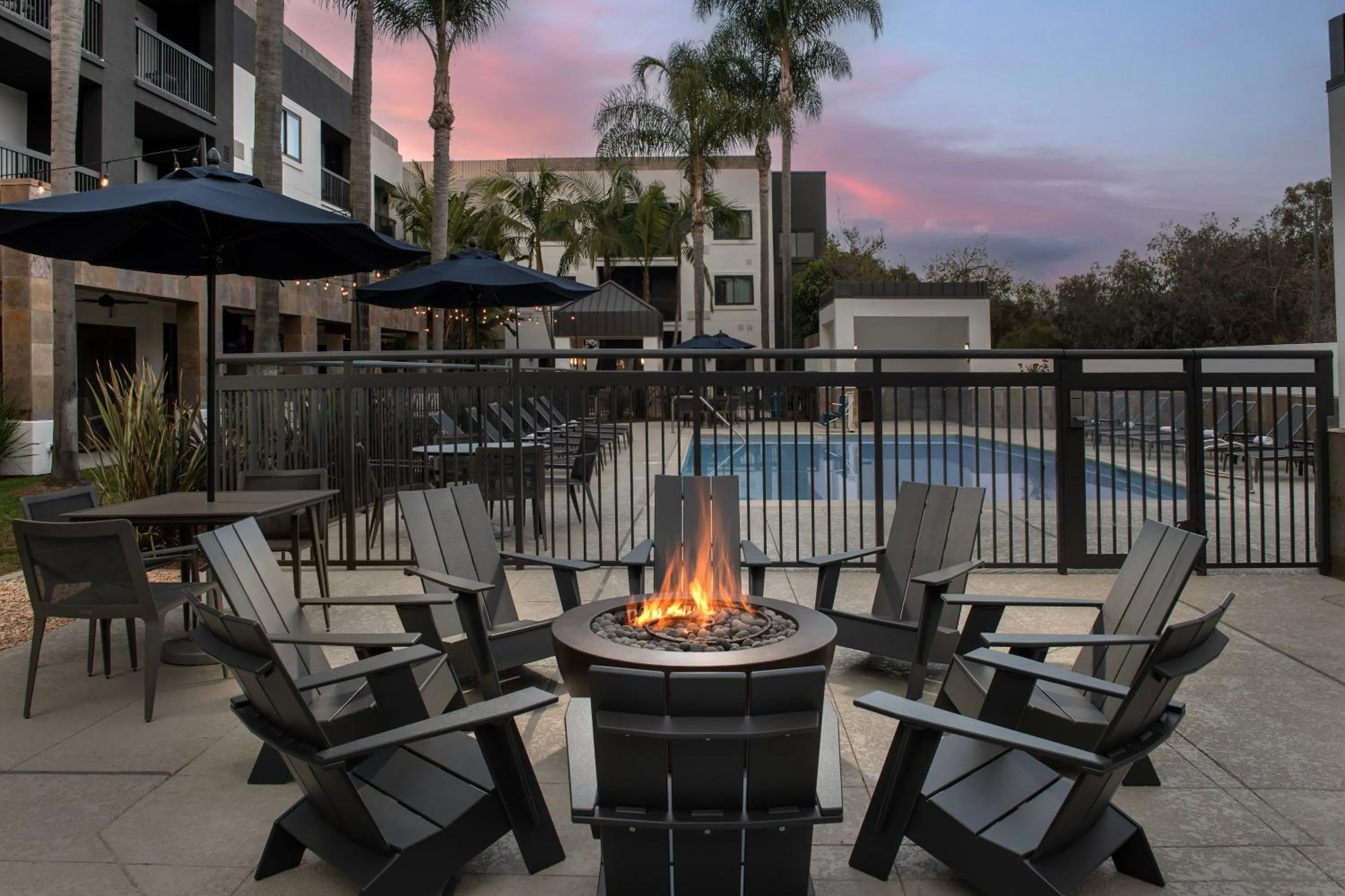Patio in Courtyard by Marriott San Diego Carlsbad