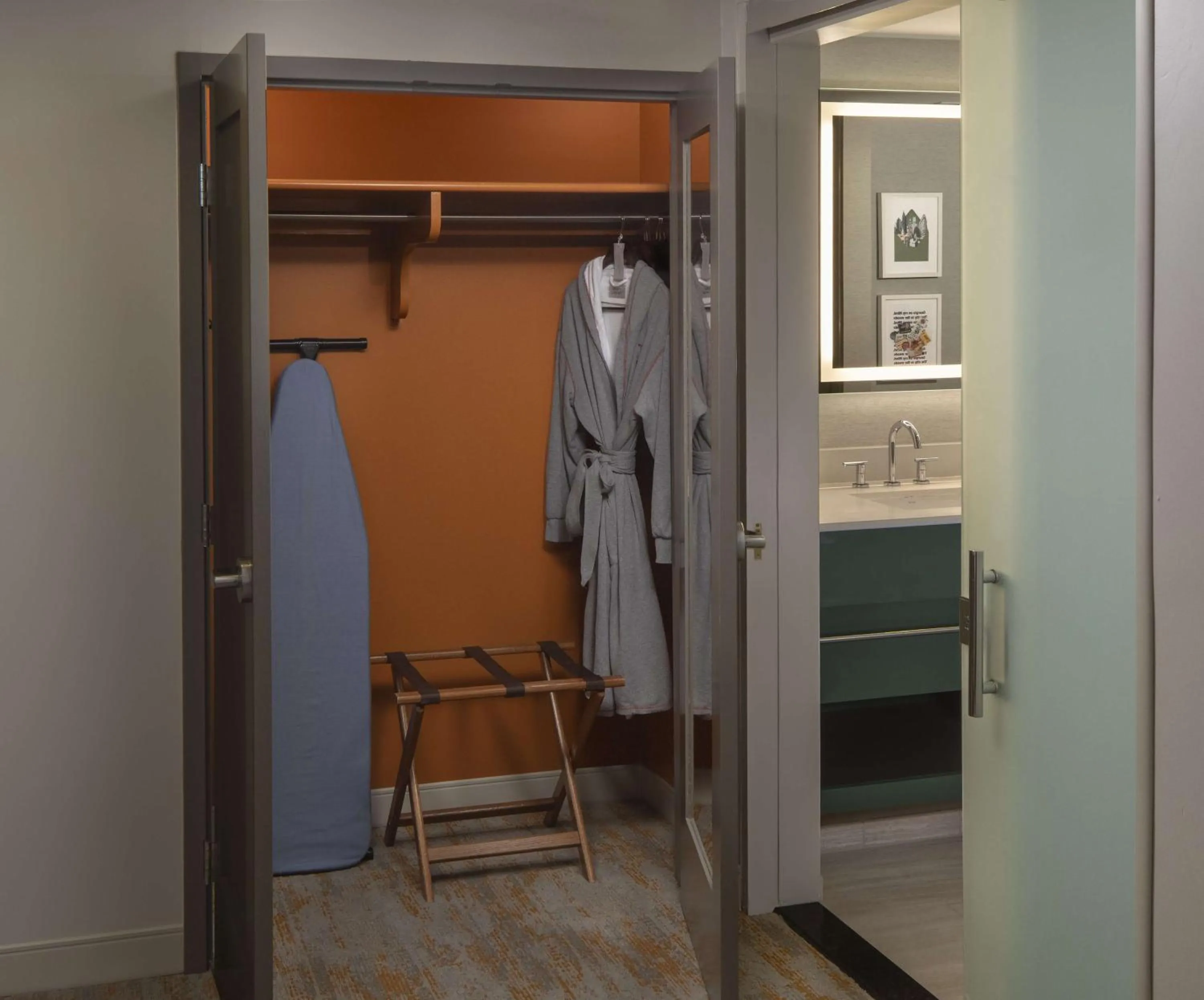 Bedroom in Hyatt Centric Midtown Atlanta