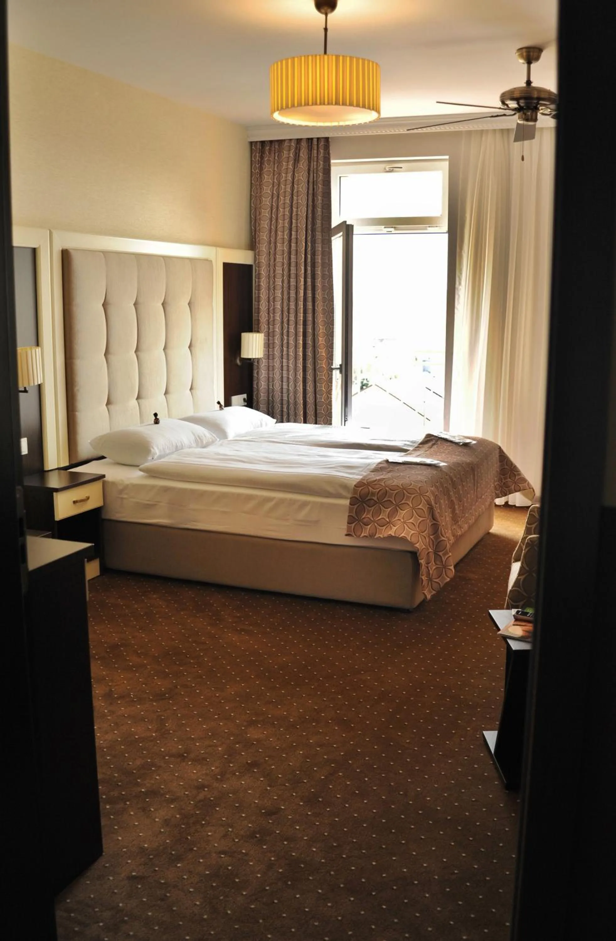 Bed in Hotel Atlas Halle