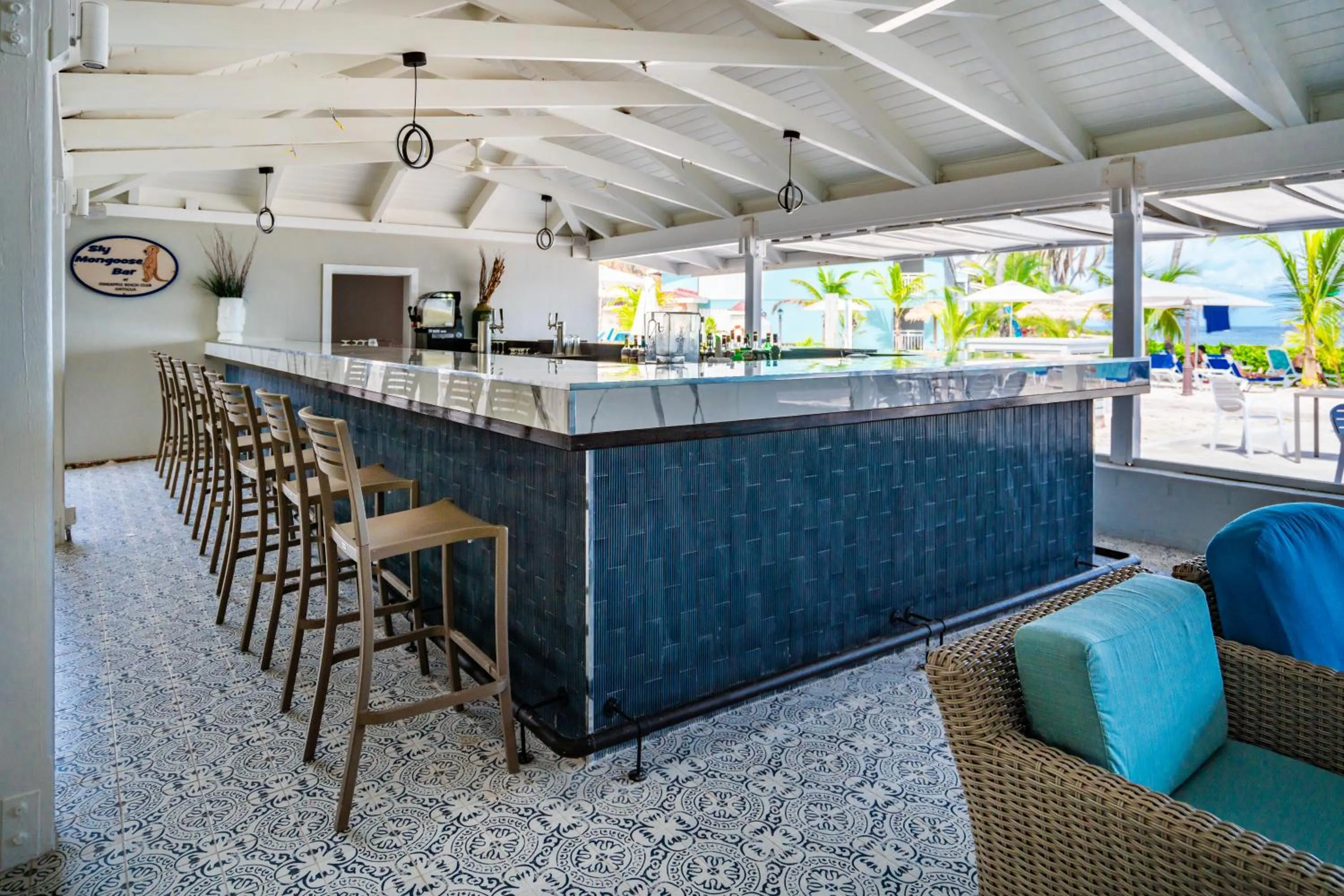 Lounge or bar in Pineapple Beach Club - All Inclusive - Adults Only