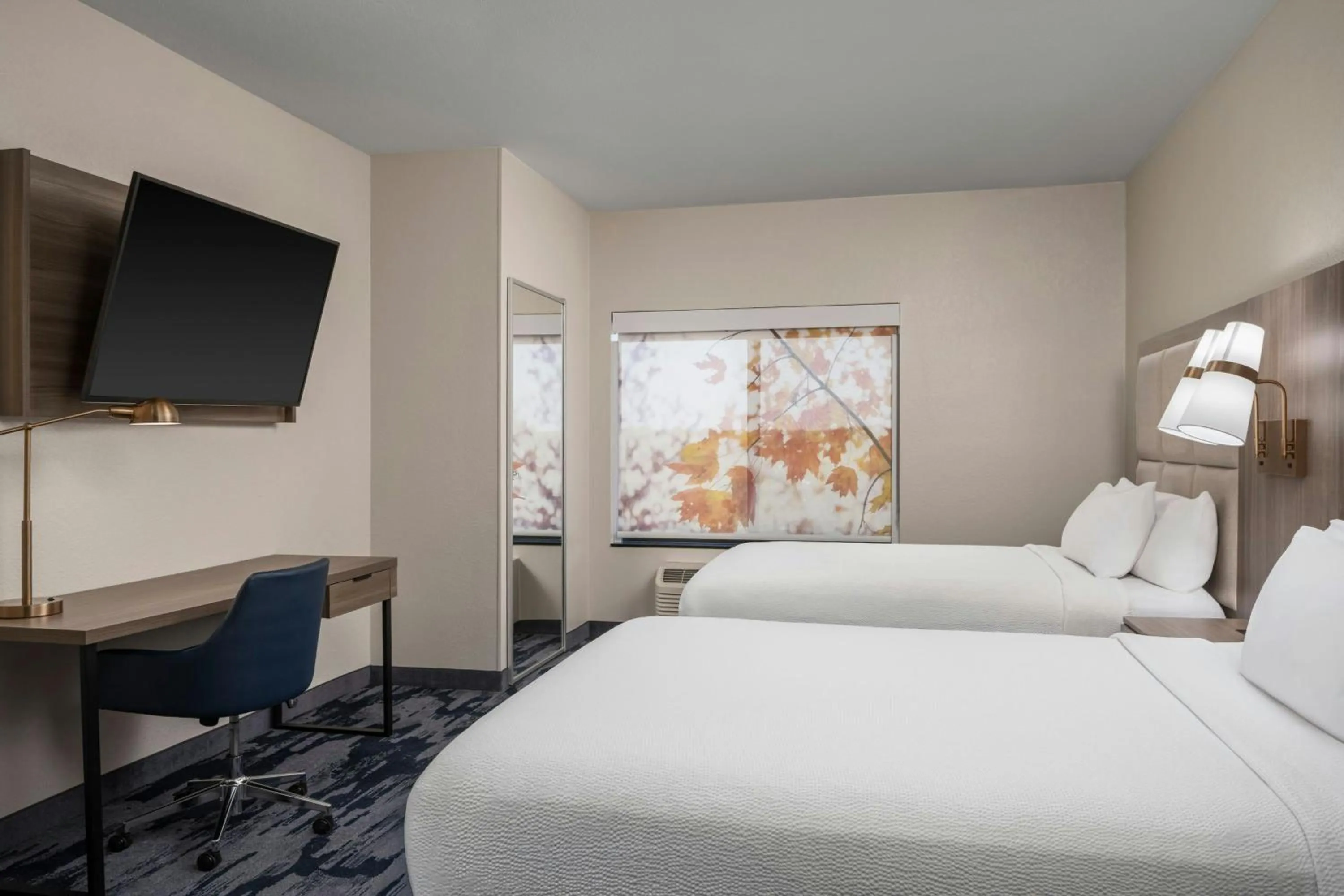 Photo of the whole room, Bed in Fairfield Inn and Suites by Marriott Dallas Mansfield