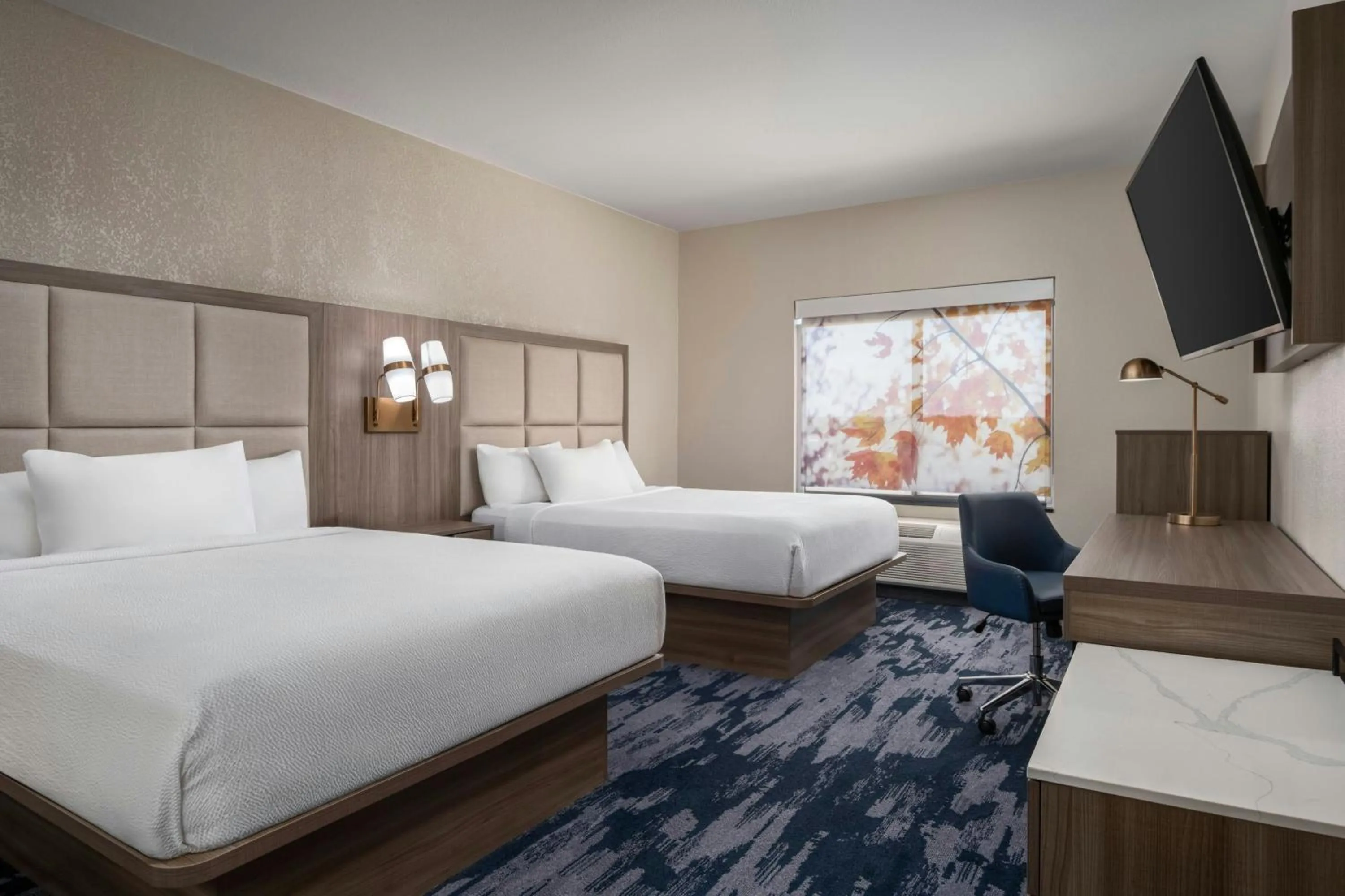 Photo of the whole room, Bed in Fairfield Inn and Suites by Marriott Dallas Mansfield