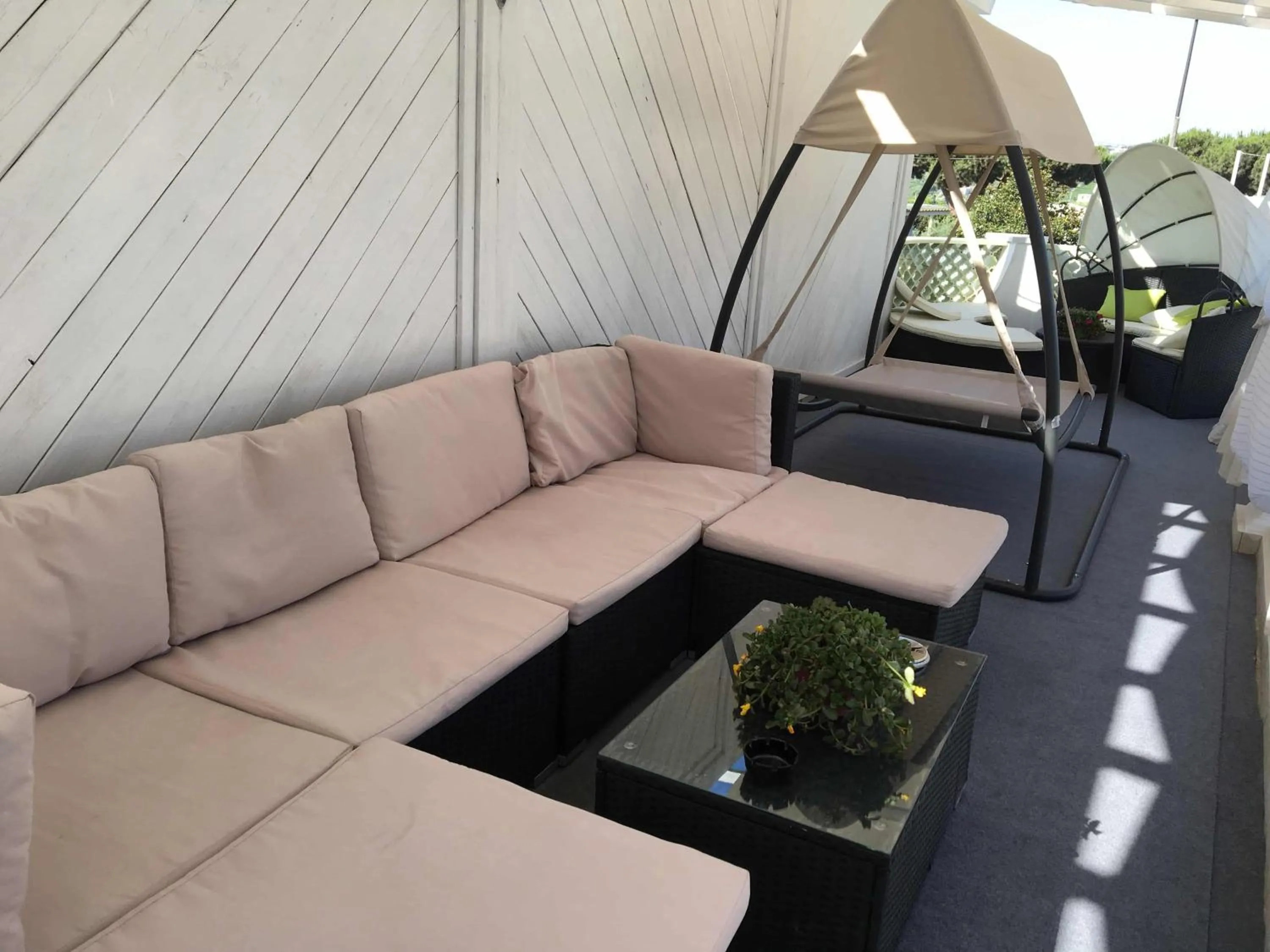 Patio in Residence R&B Tyrrhenum