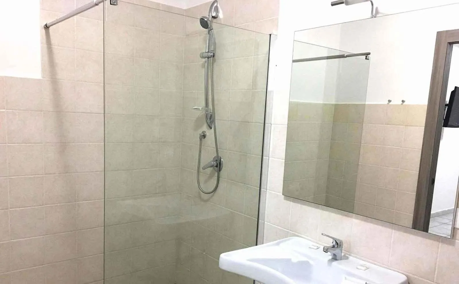 Other in Residence R&B Tyrrhenum