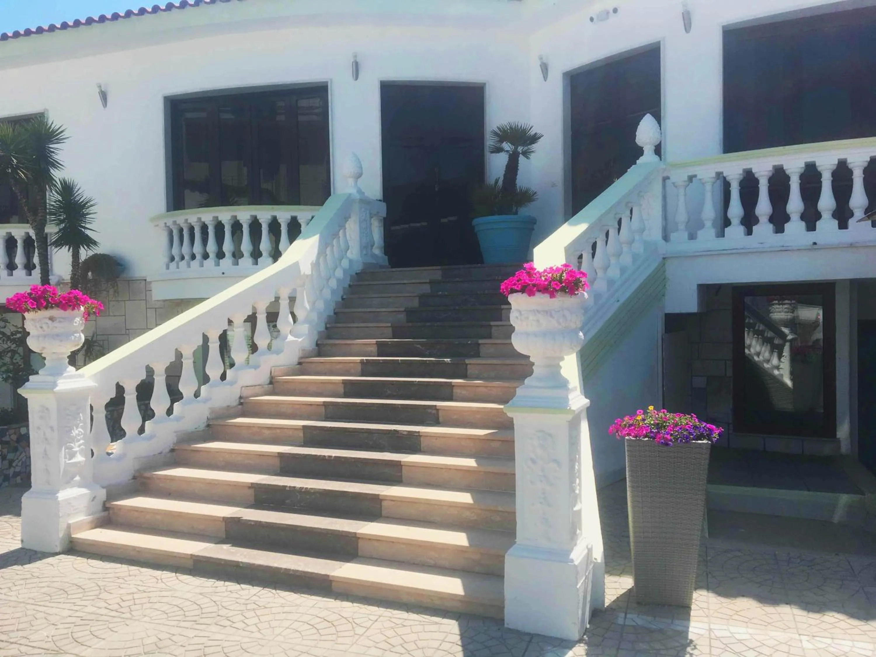 Facade/entrance in Residence R&B Tyrrhenum