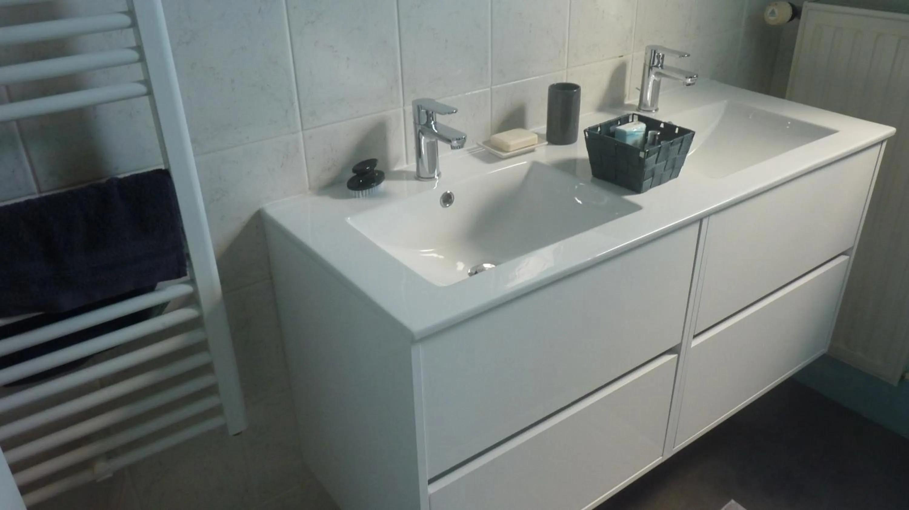 Bathroom in La maison des musiciens