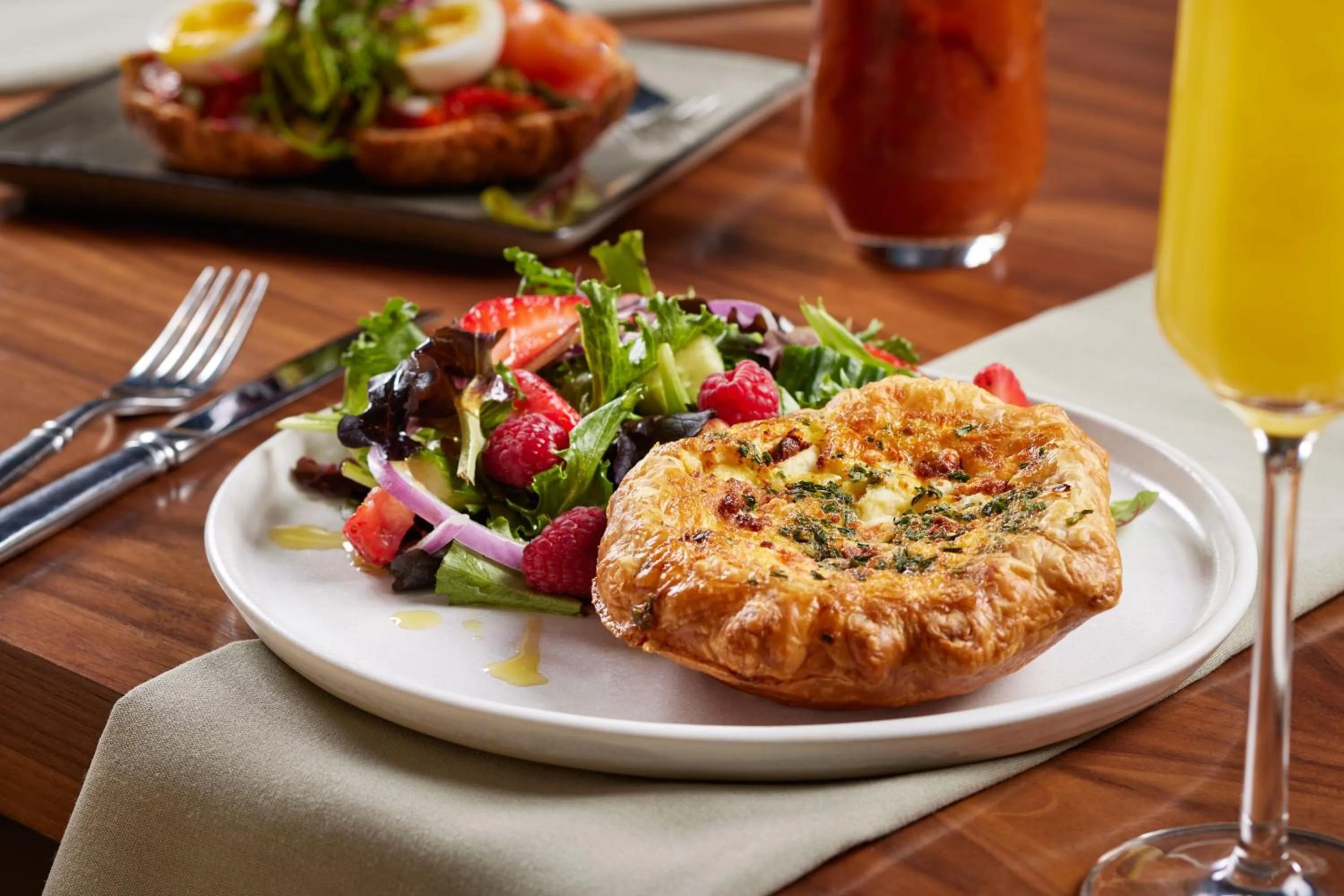 Restaurant/places to eat in The Ritz Carlton, Pentagon City