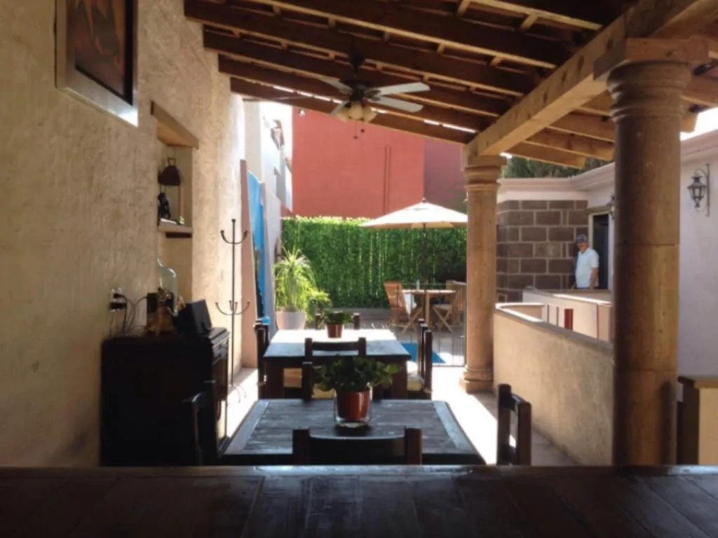 Seating area in Suites colibri