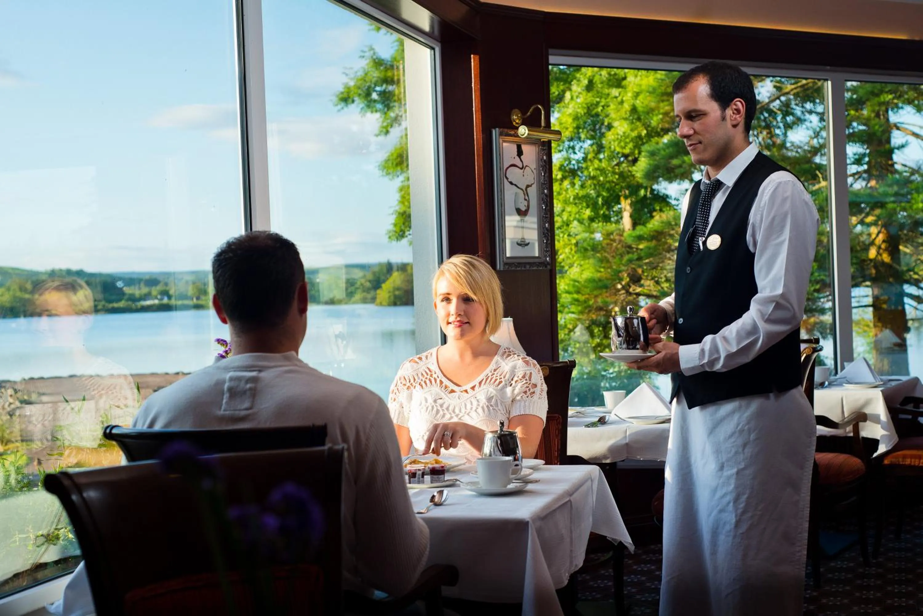 Restaurant/places to eat in The Lodge @ Harvey's Point