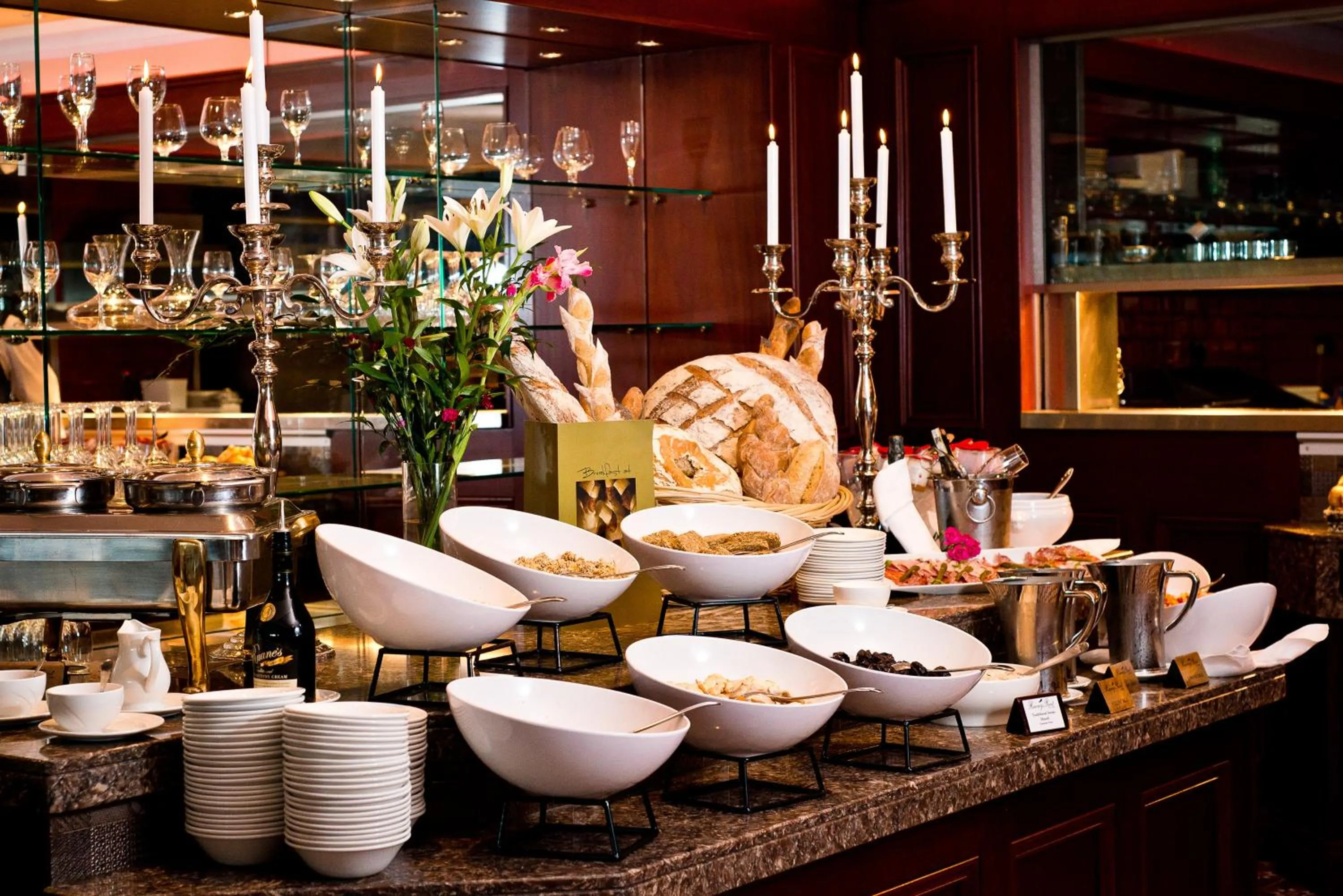 Food in The Lodge @ Harvey's Point