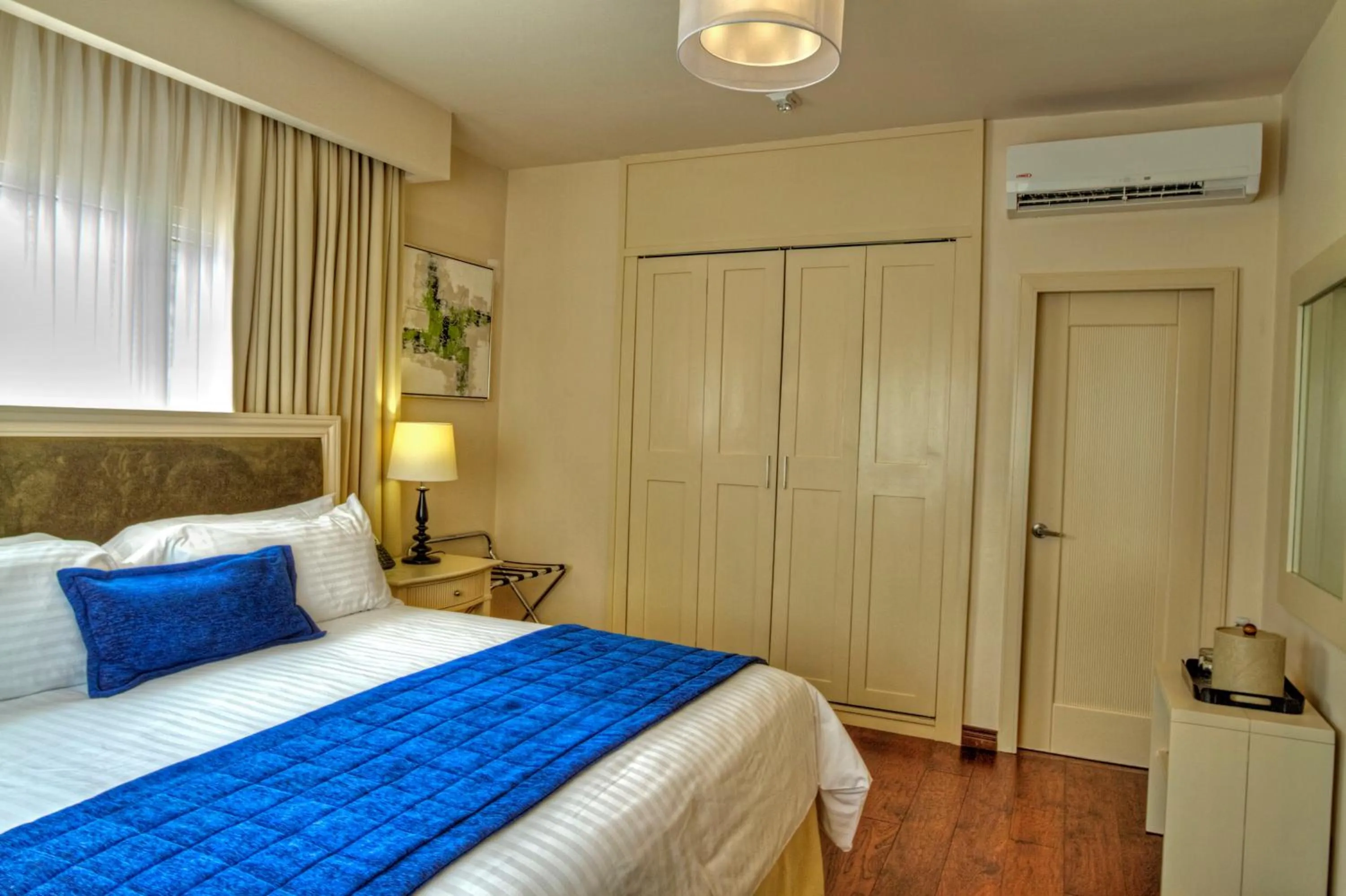 Bedroom, Bed in Isabella Boutique Hotel