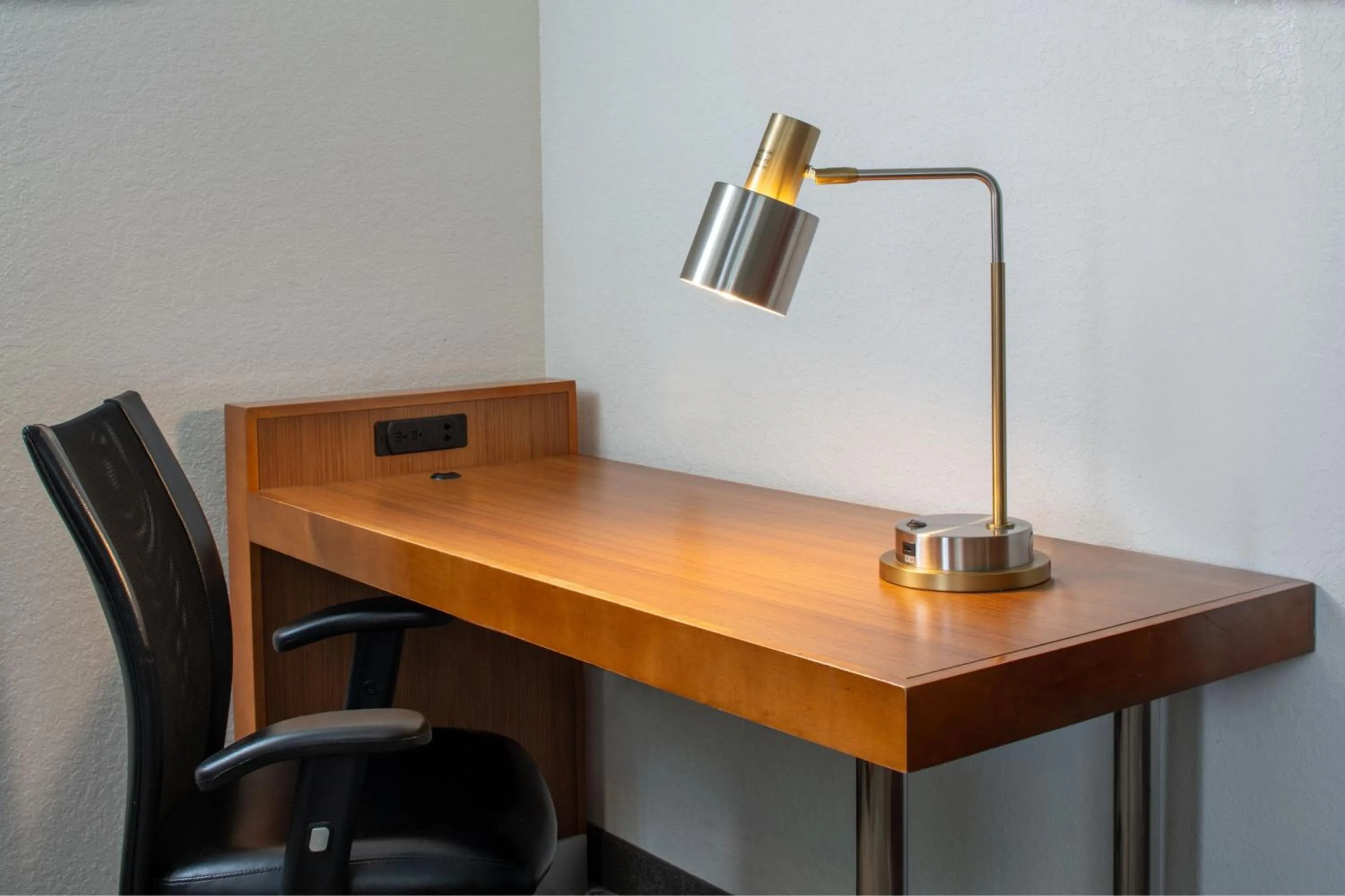 Photo of the whole room in SpringHill Suites by Marriott Orlando Convention Center