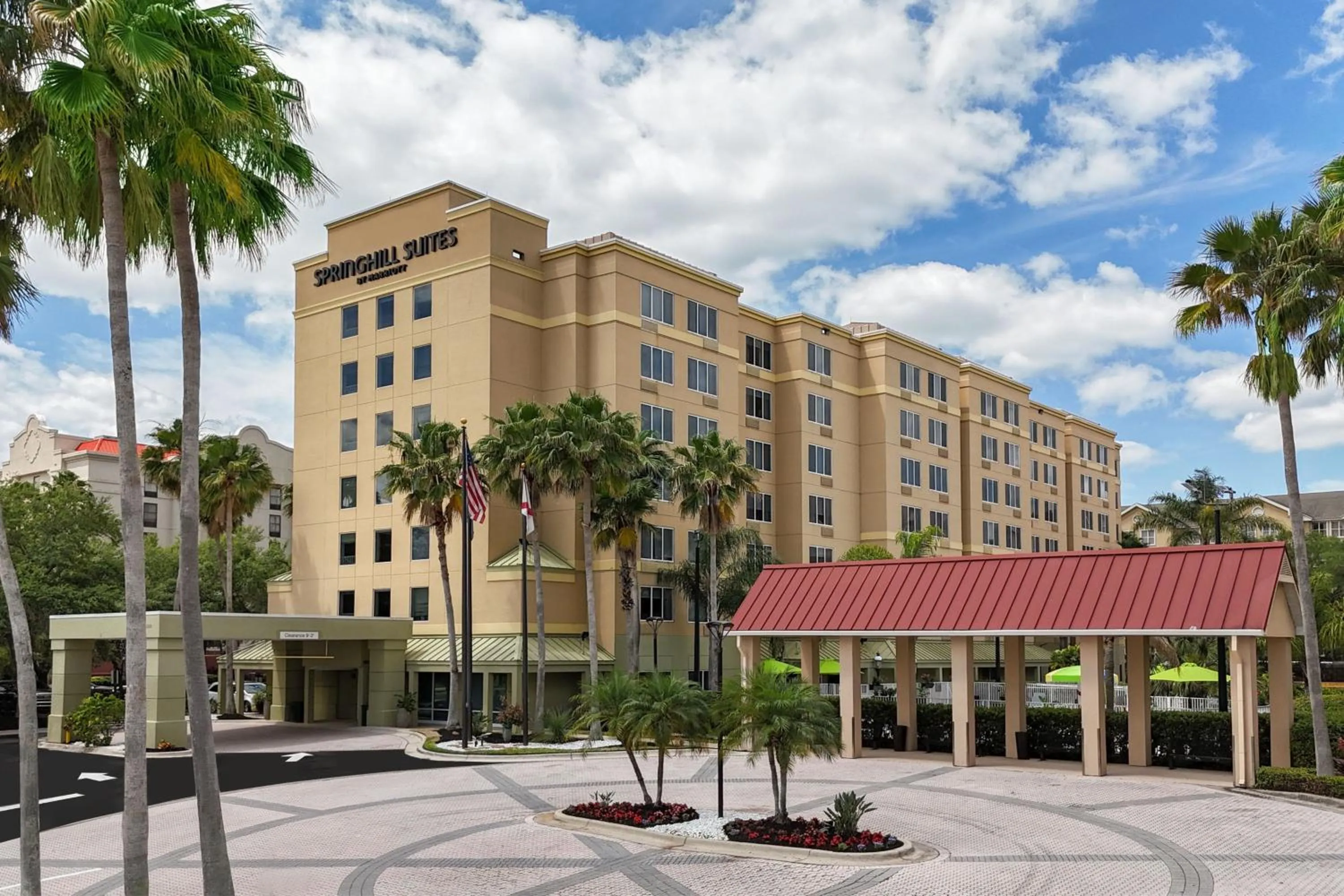 Property building in SpringHill Suites by Marriott Orlando Convention Center