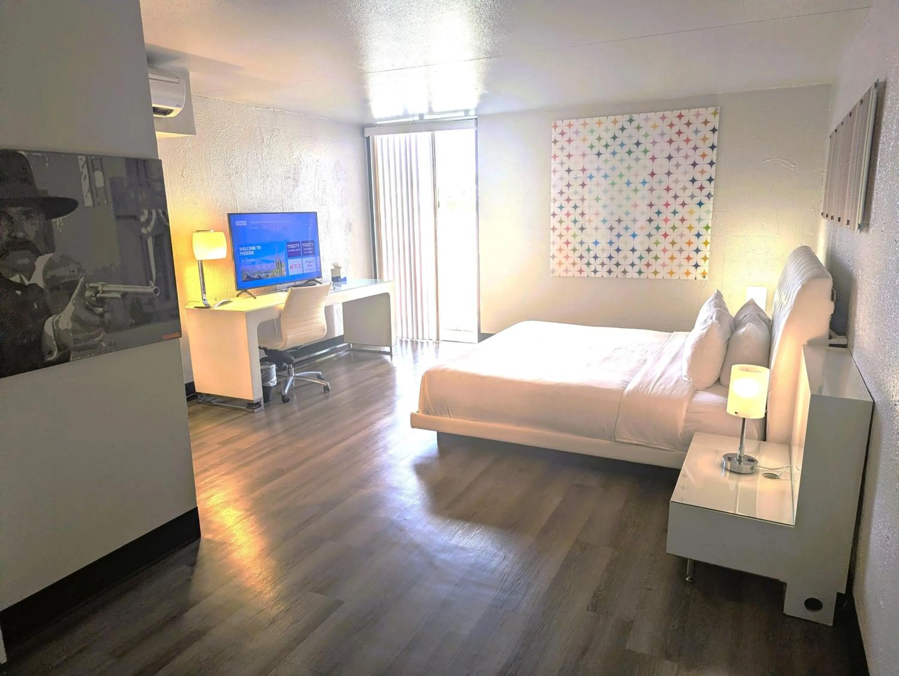 Bedroom, Bed in The Clarendon Hotel & Spa, BW Signature Collection