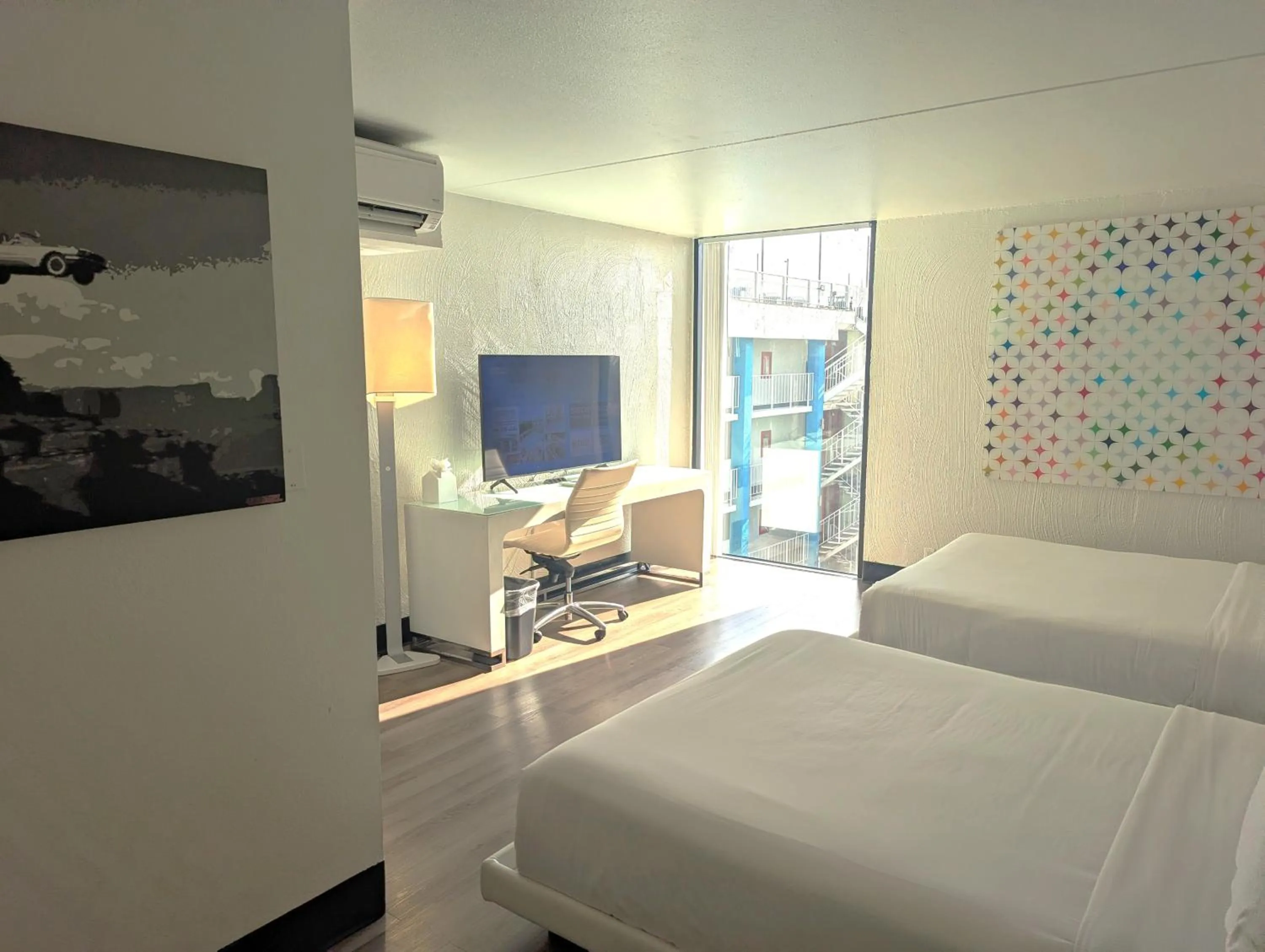 Bedroom, Bed in The Clarendon Hotel & Spa, BW Signature Collection