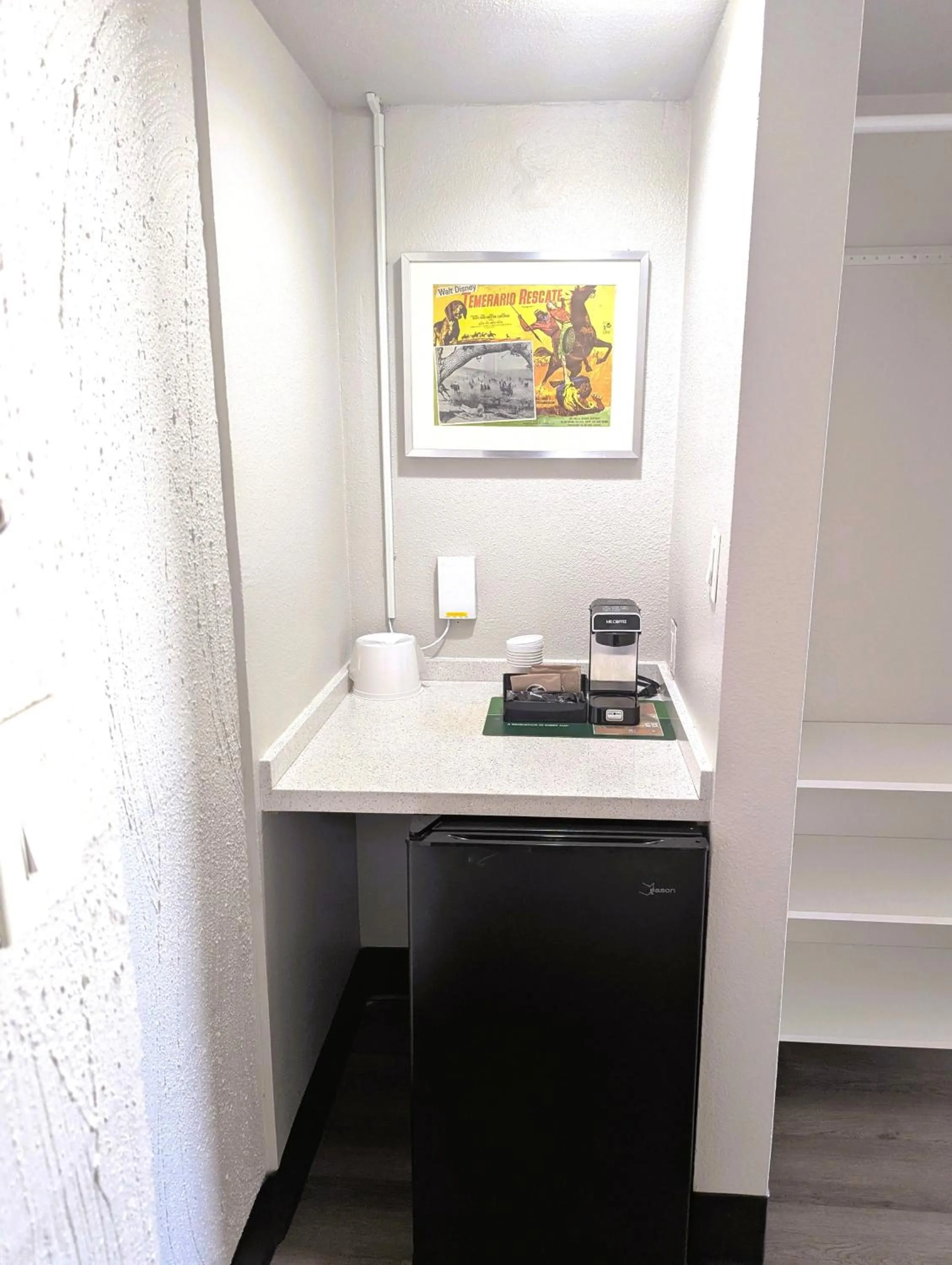 Coffee/tea facilities in The Clarendon Hotel & Spa, BW Signature Collection