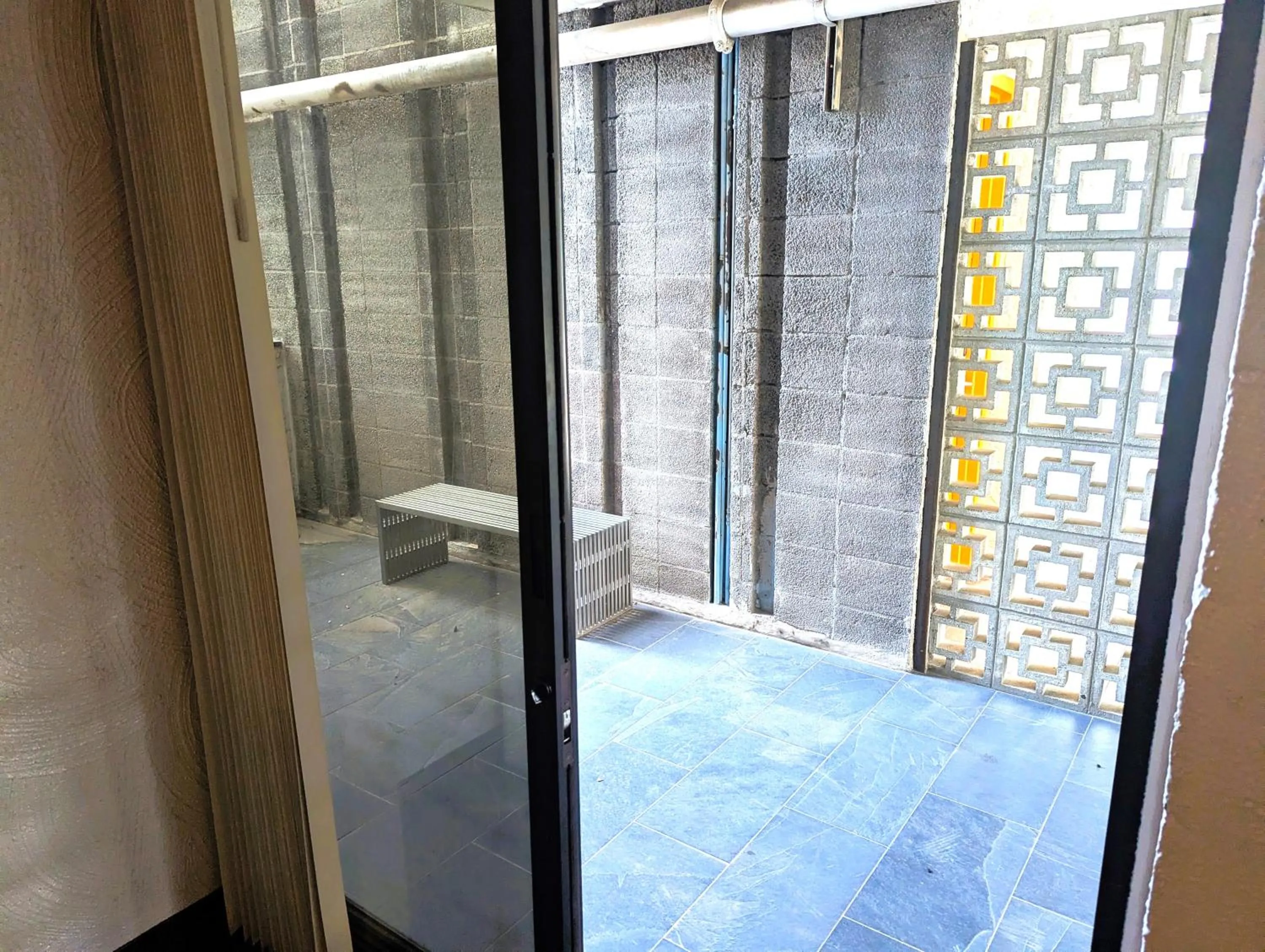 Patio in The Clarendon Hotel & Spa, BW Signature Collection