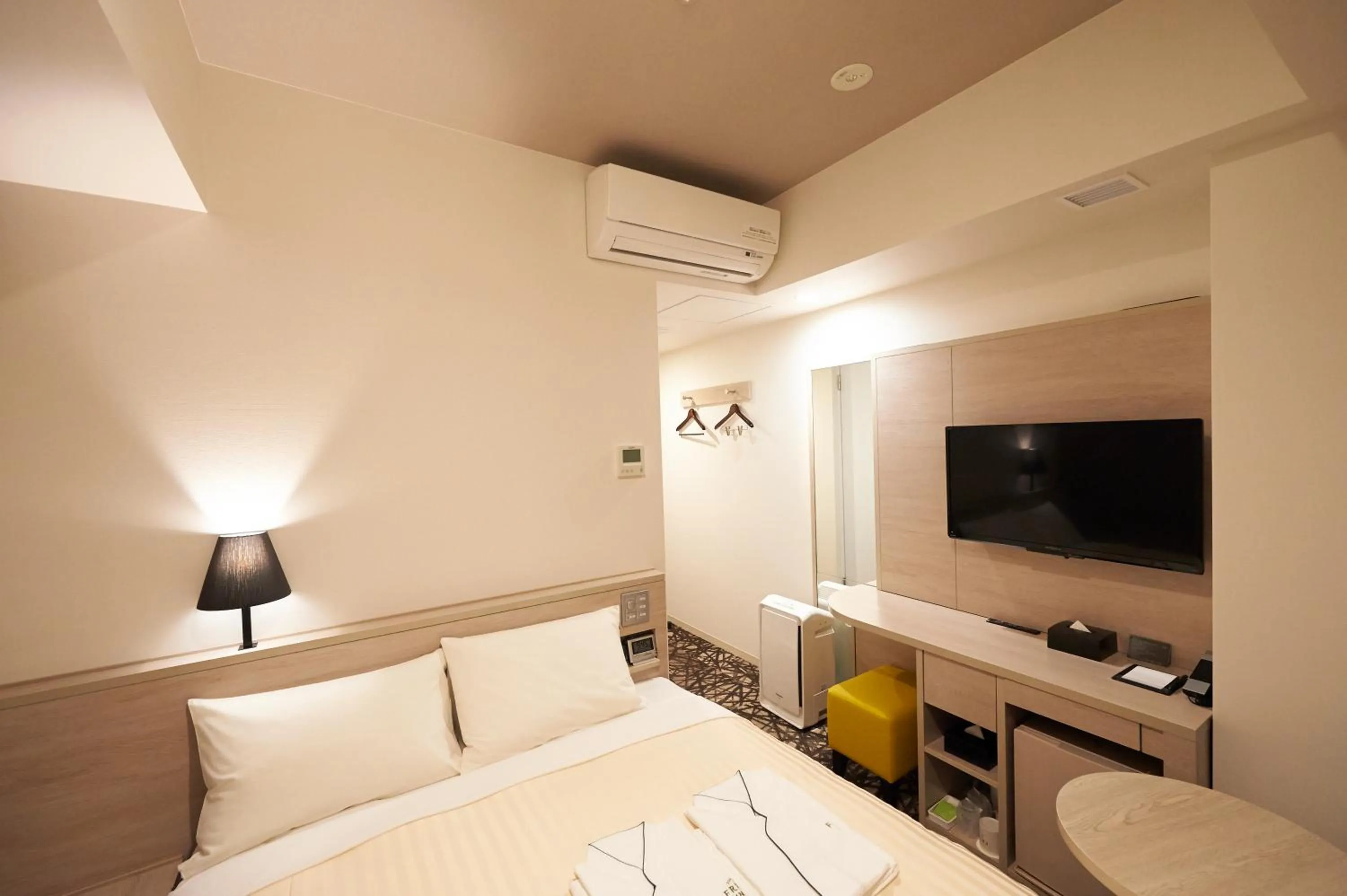 Photo of the whole room, Bed in Sotetsu Fresa Inn Ginza-Nanachome