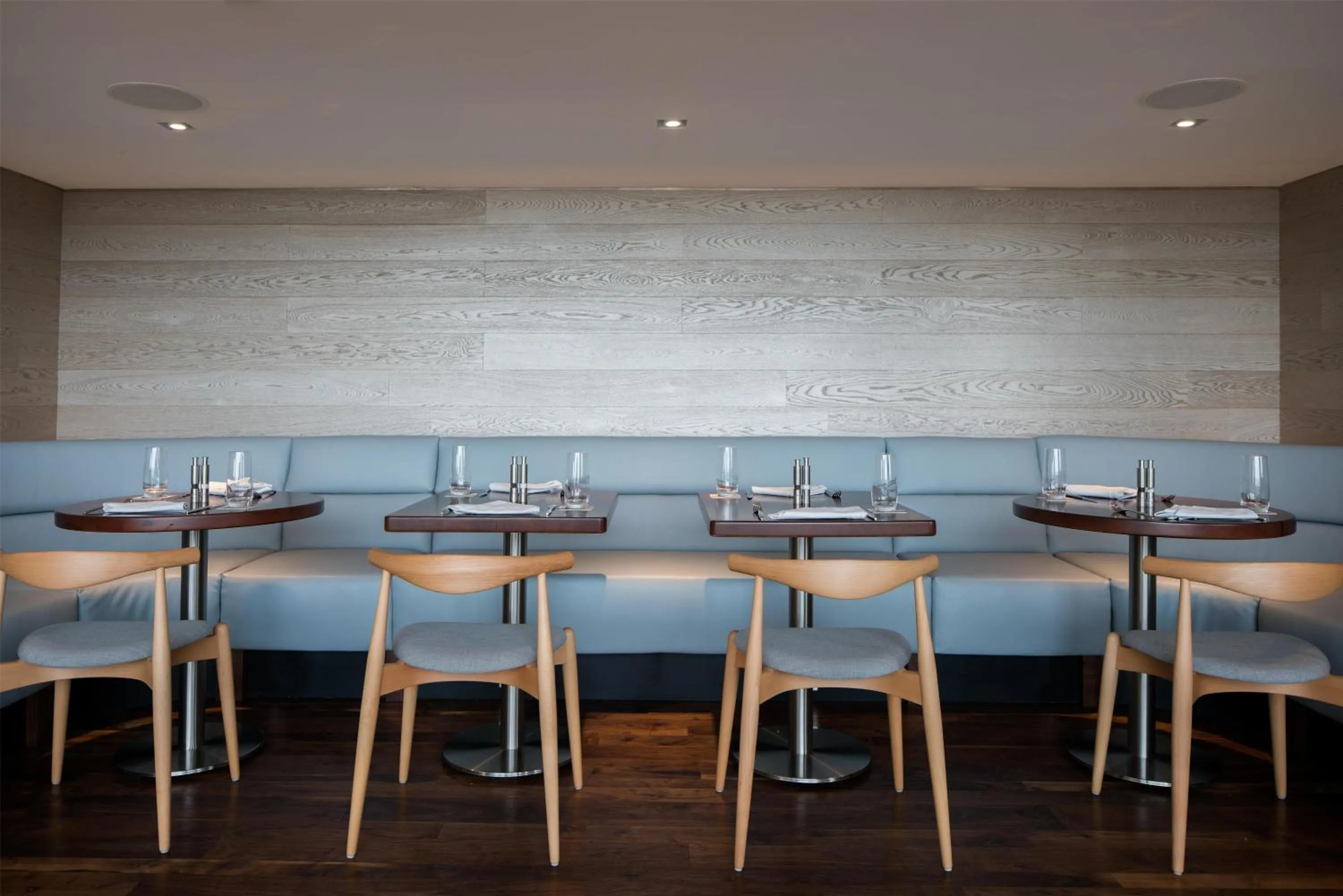 Restaurant/places to eat in Hyatt Regency Orlando International Airport Hotel