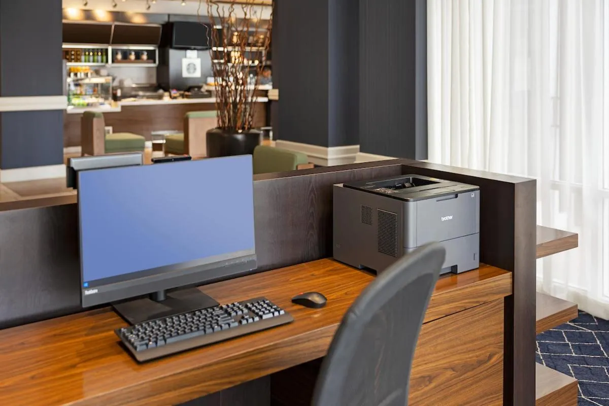 Business facilities in Courtyard by Marriott Baldwin Park