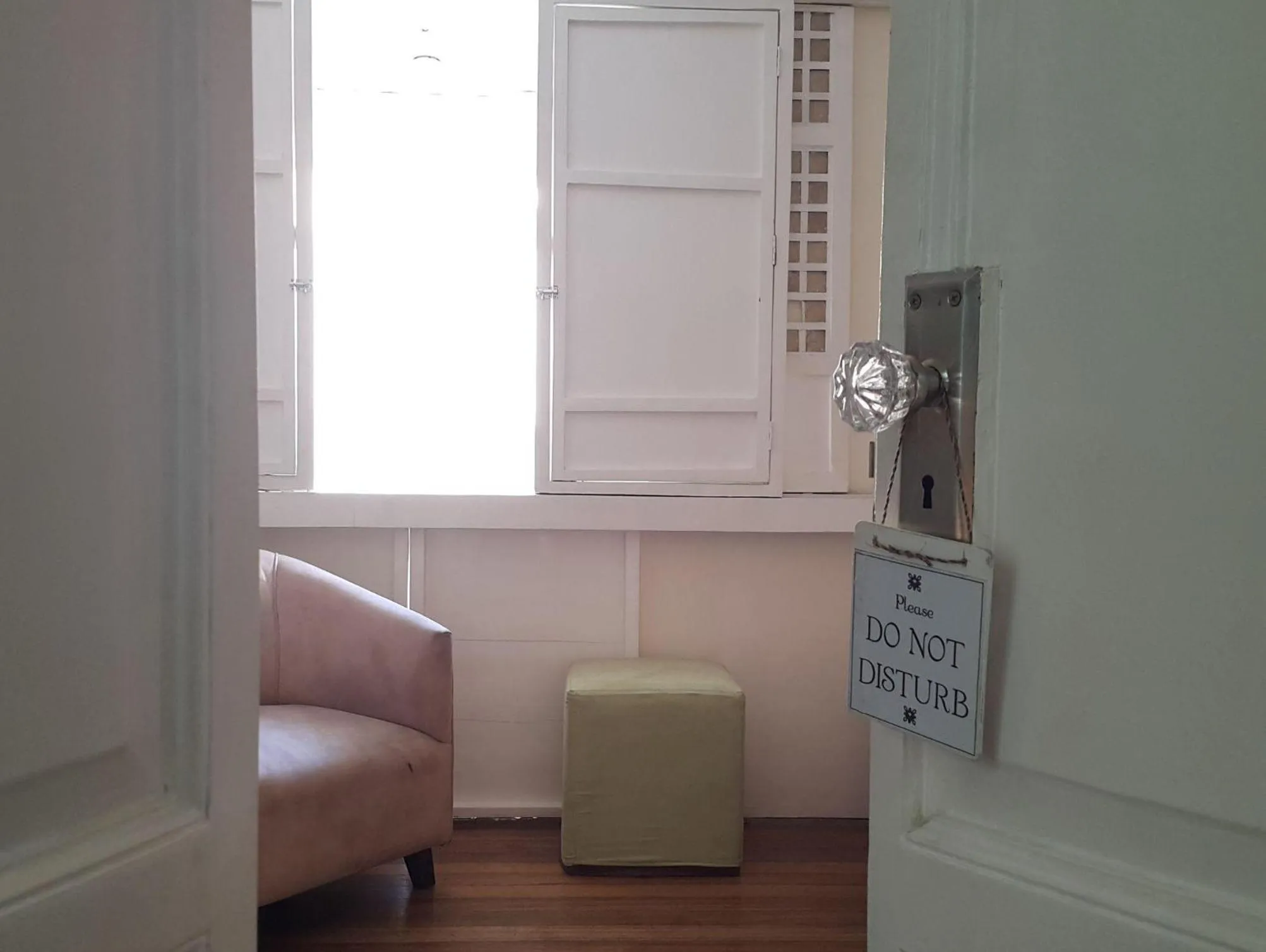 Charming La Casita Mercedes, 5Br and 5TB for Family and Friends Staycation- Read Listing Info