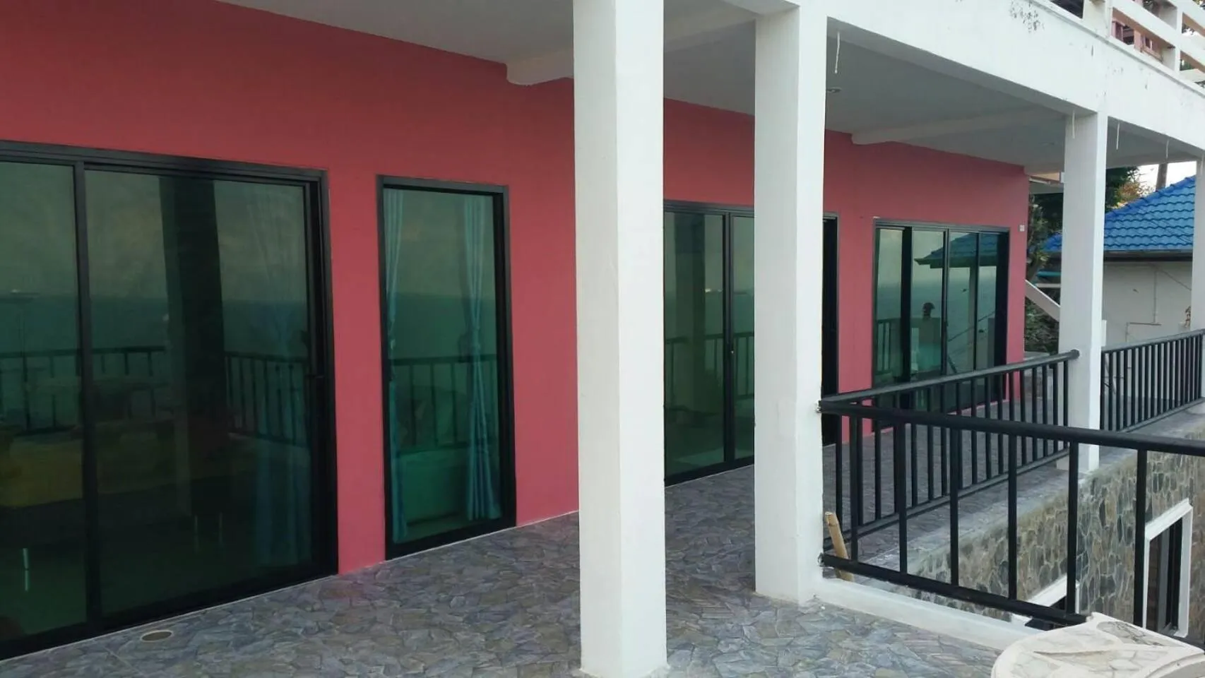 Ocean View Resort - Koh Sichang