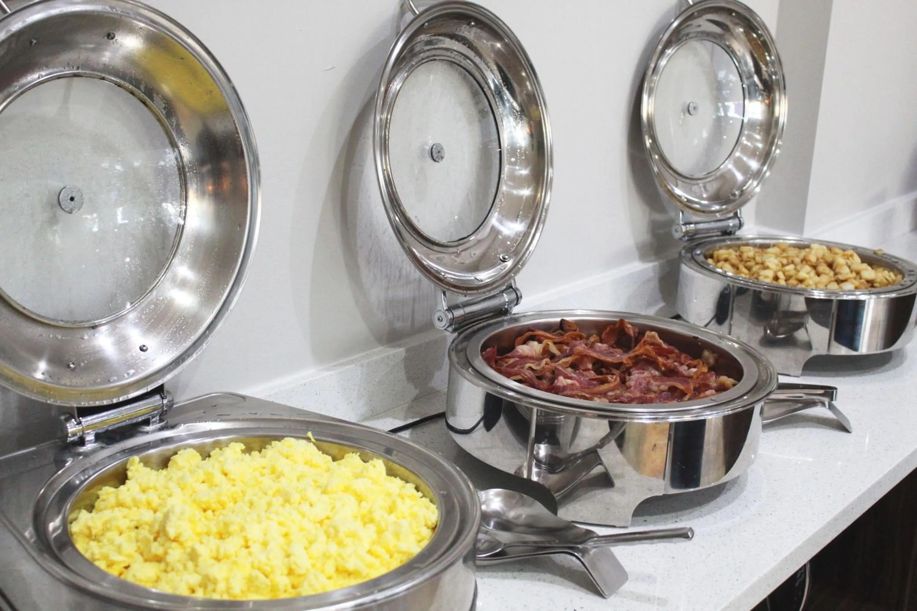 Breakfast in Nuvo Suites Hotel - Miami Doral