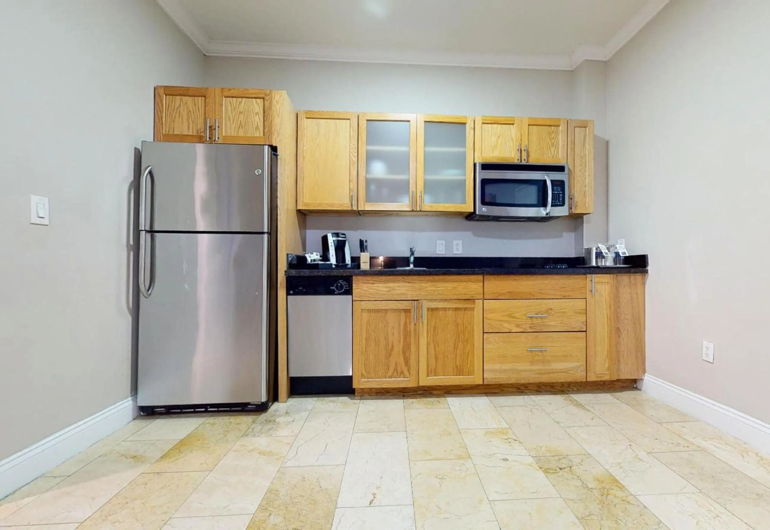 kitchen in Nuvo Suites Hotel - Miami Doral