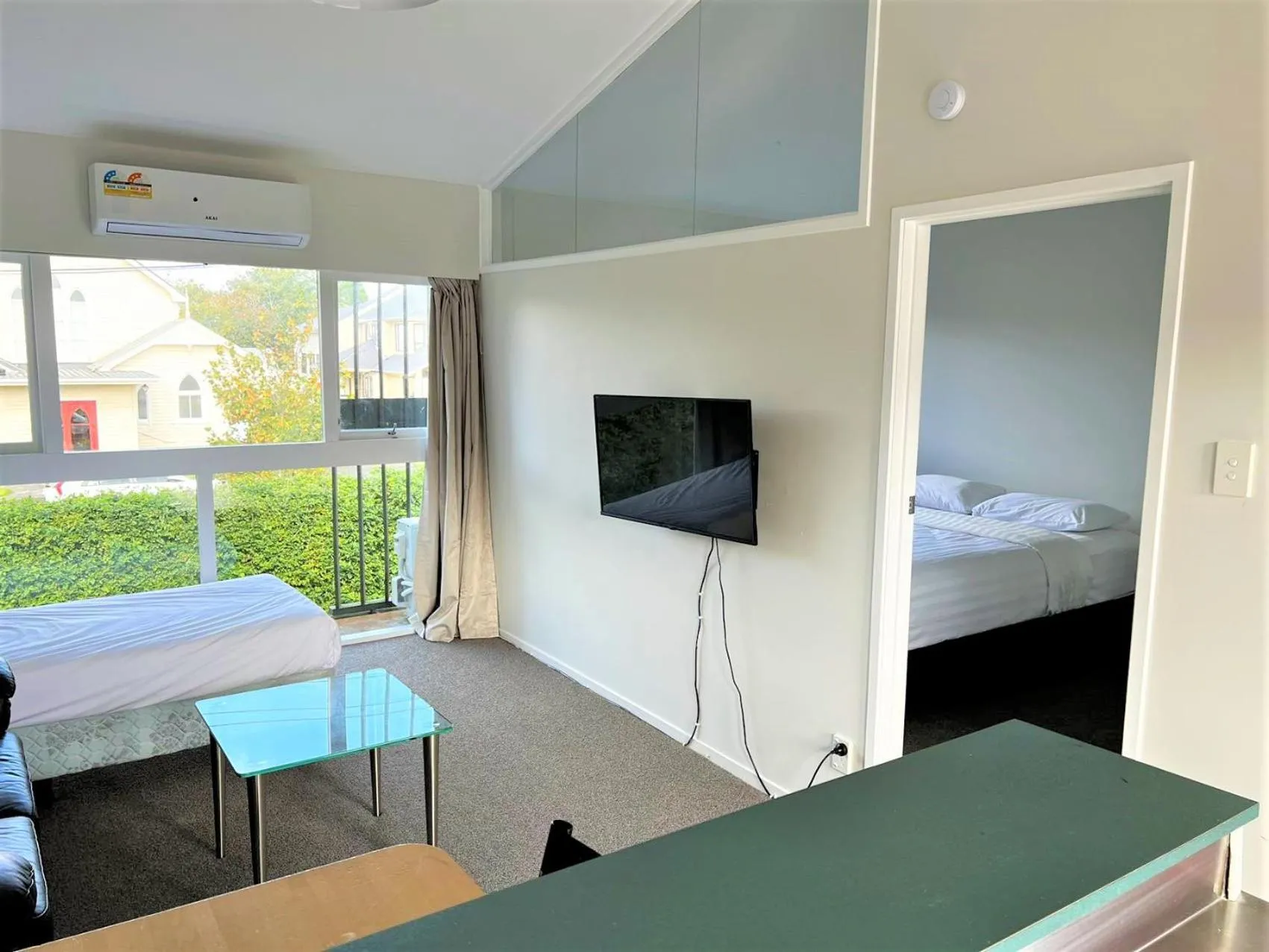 TV and multimedia, Bed in Ranfurly Evergreen Motel
