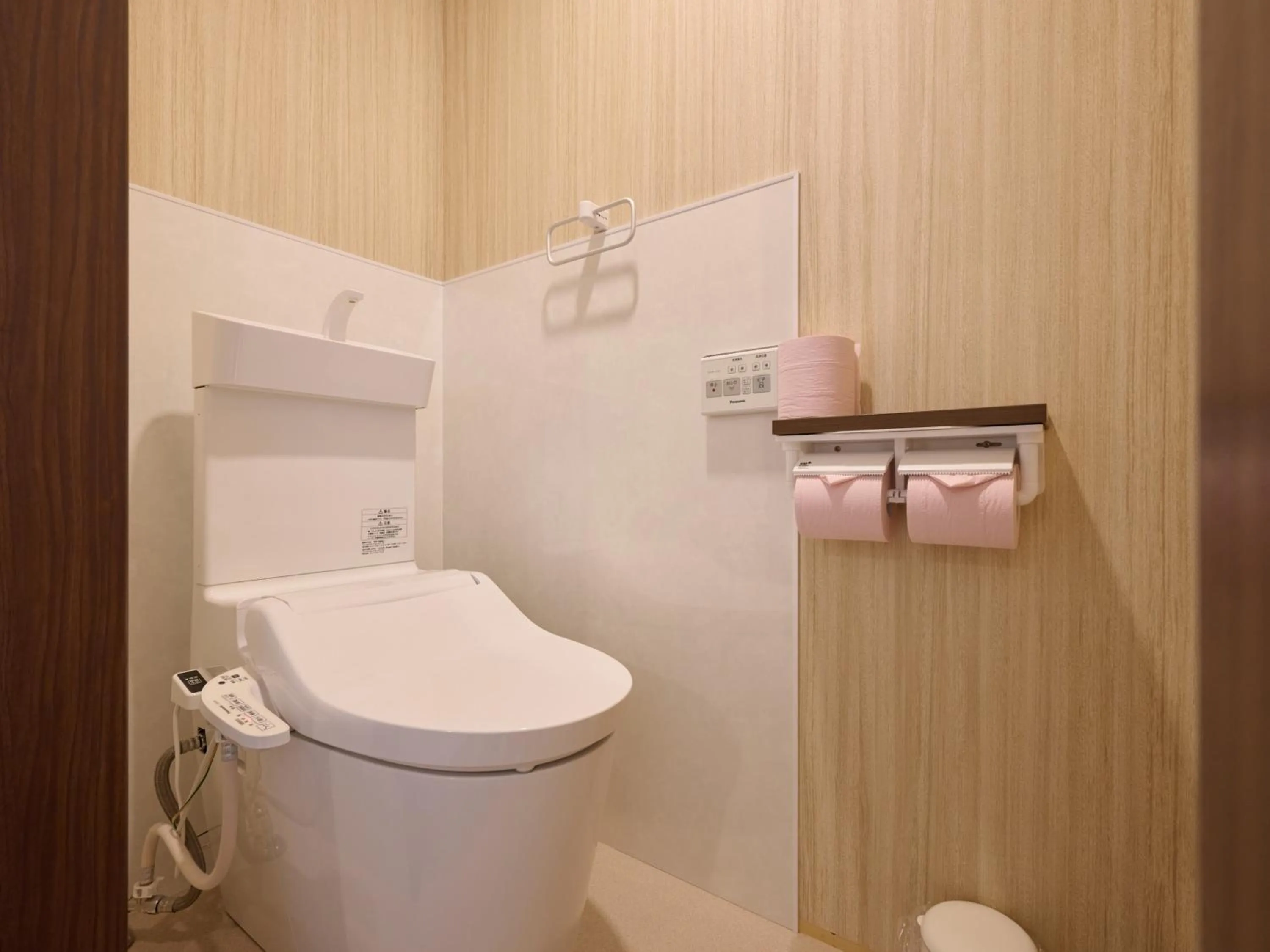 Toilet in Okasan Hotel