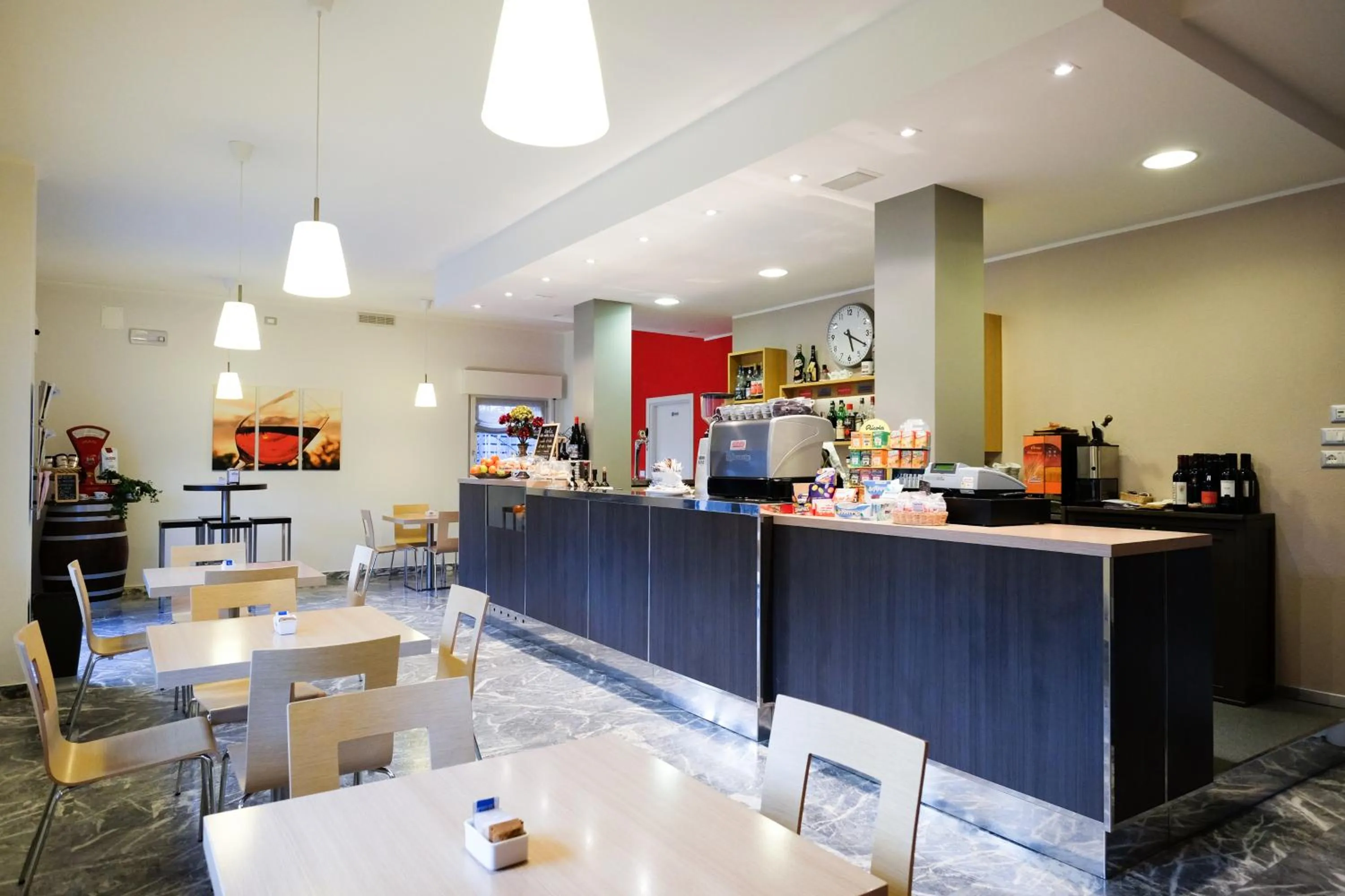 Lounge or bar in Hotel Monte Cimone