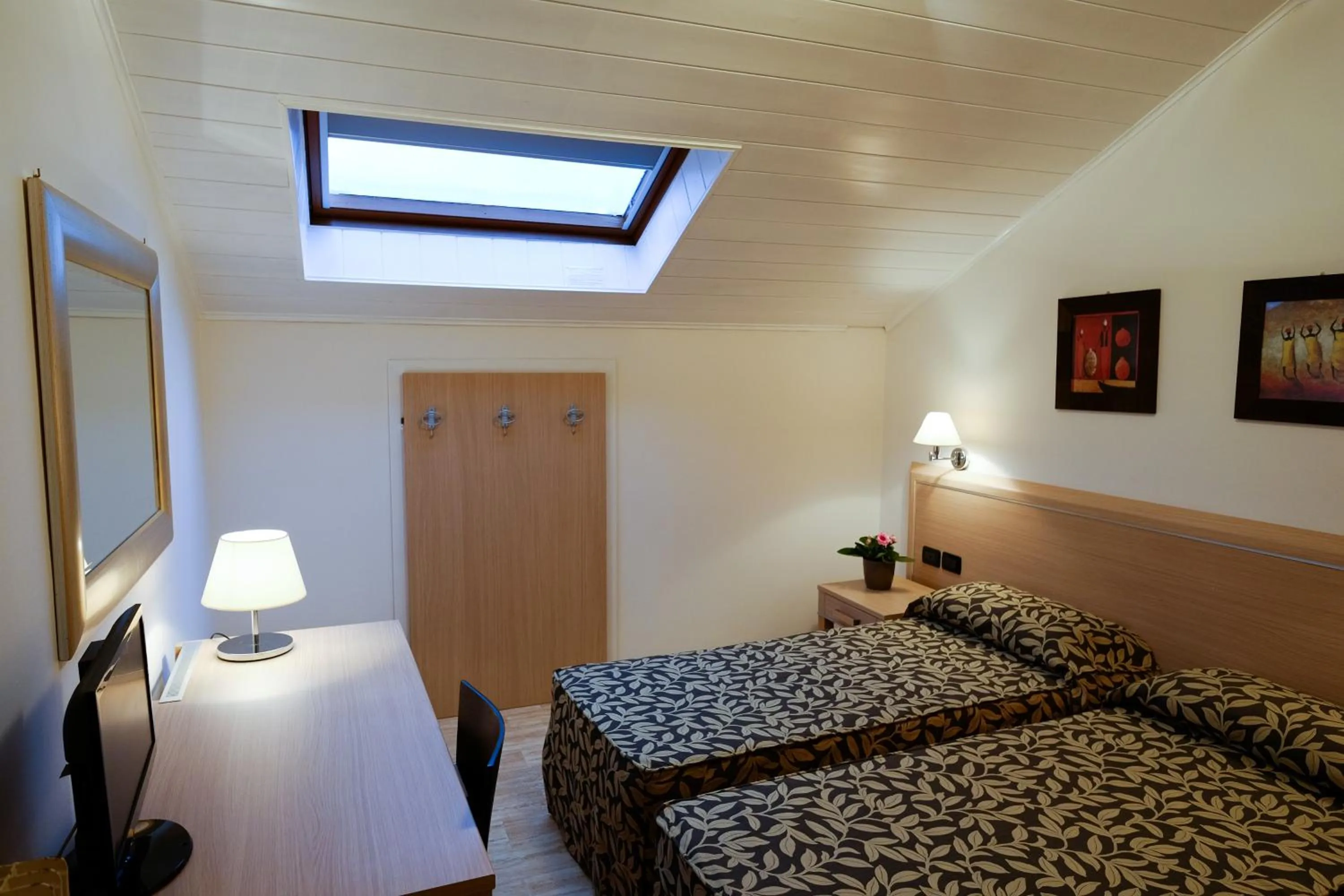 Bedroom in Hotel Monte Cimone