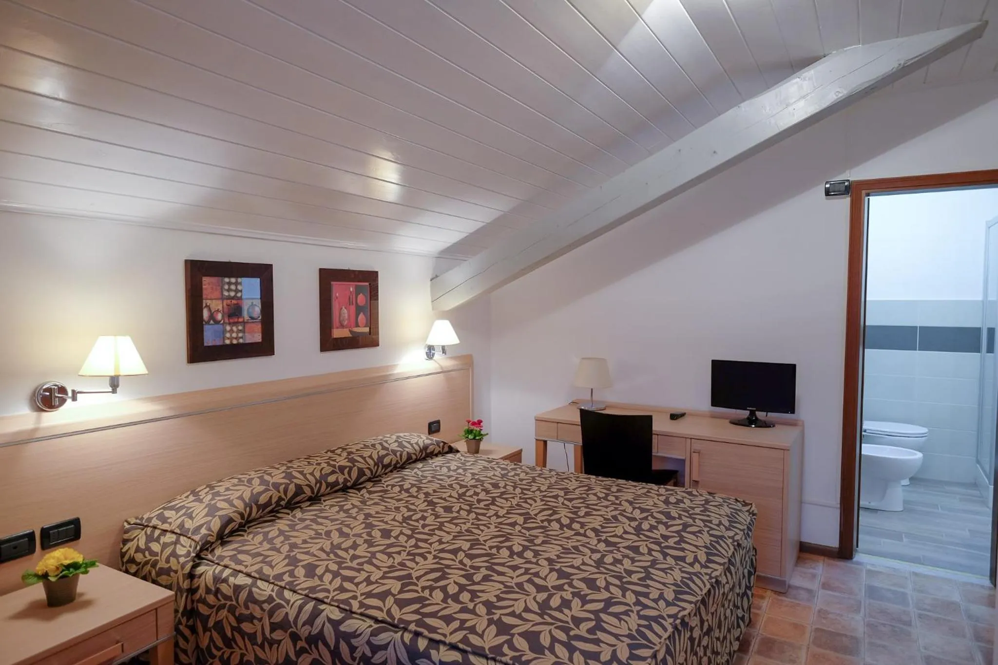 Bedroom in Hotel Monte Cimone