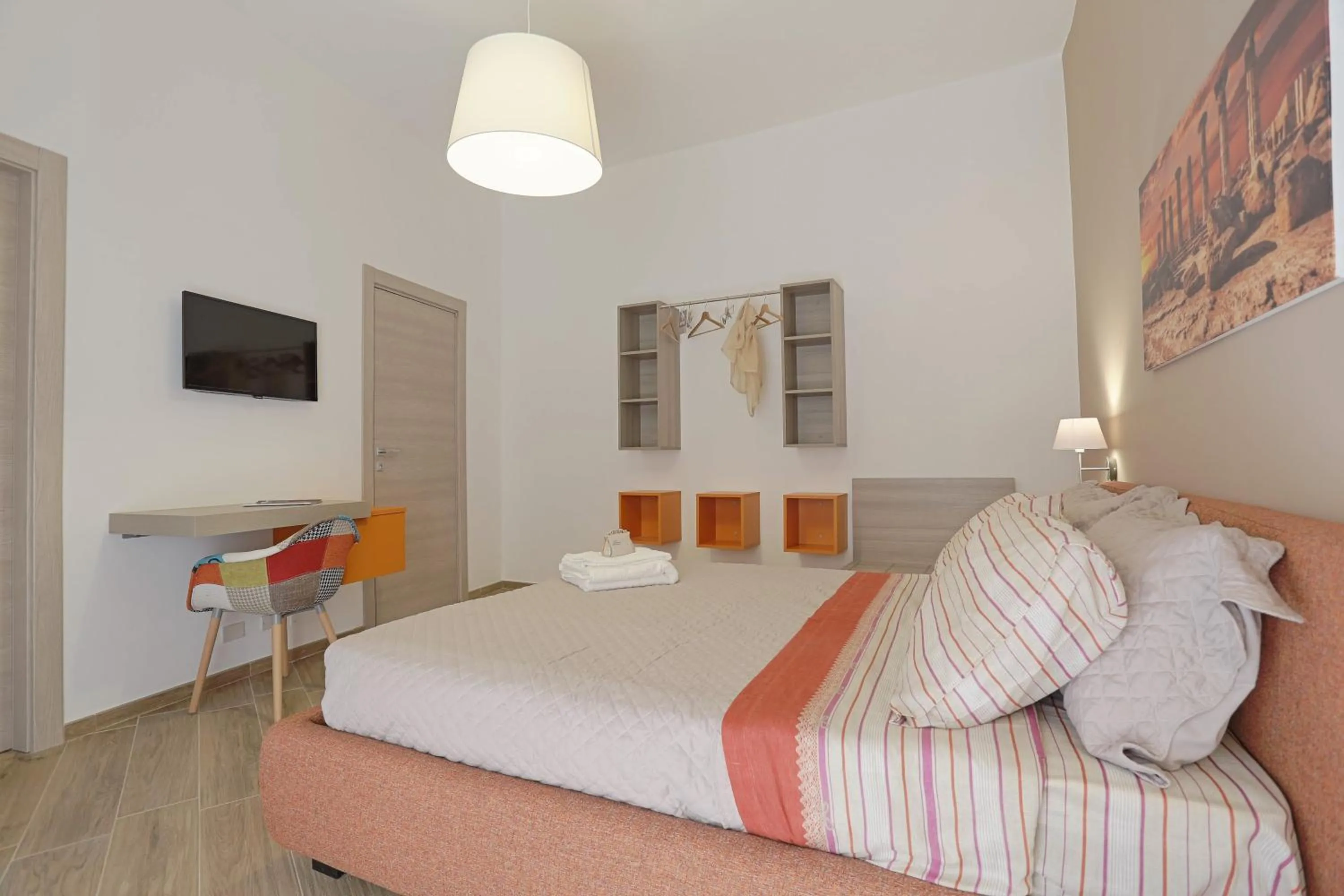 Photo of the whole room, Bed in Le Maioliche