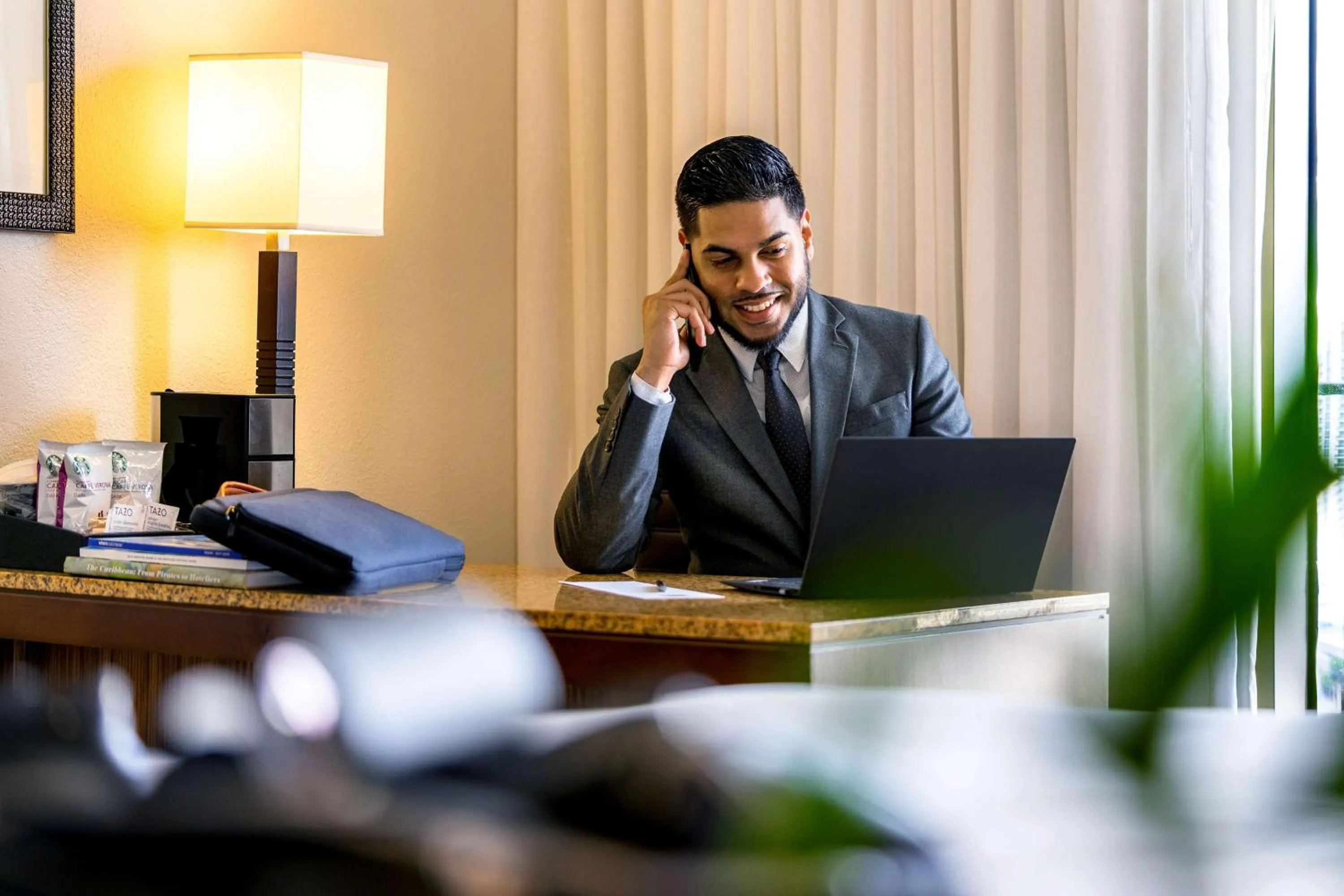 Photo of the whole room in Hyatt Regency Miami