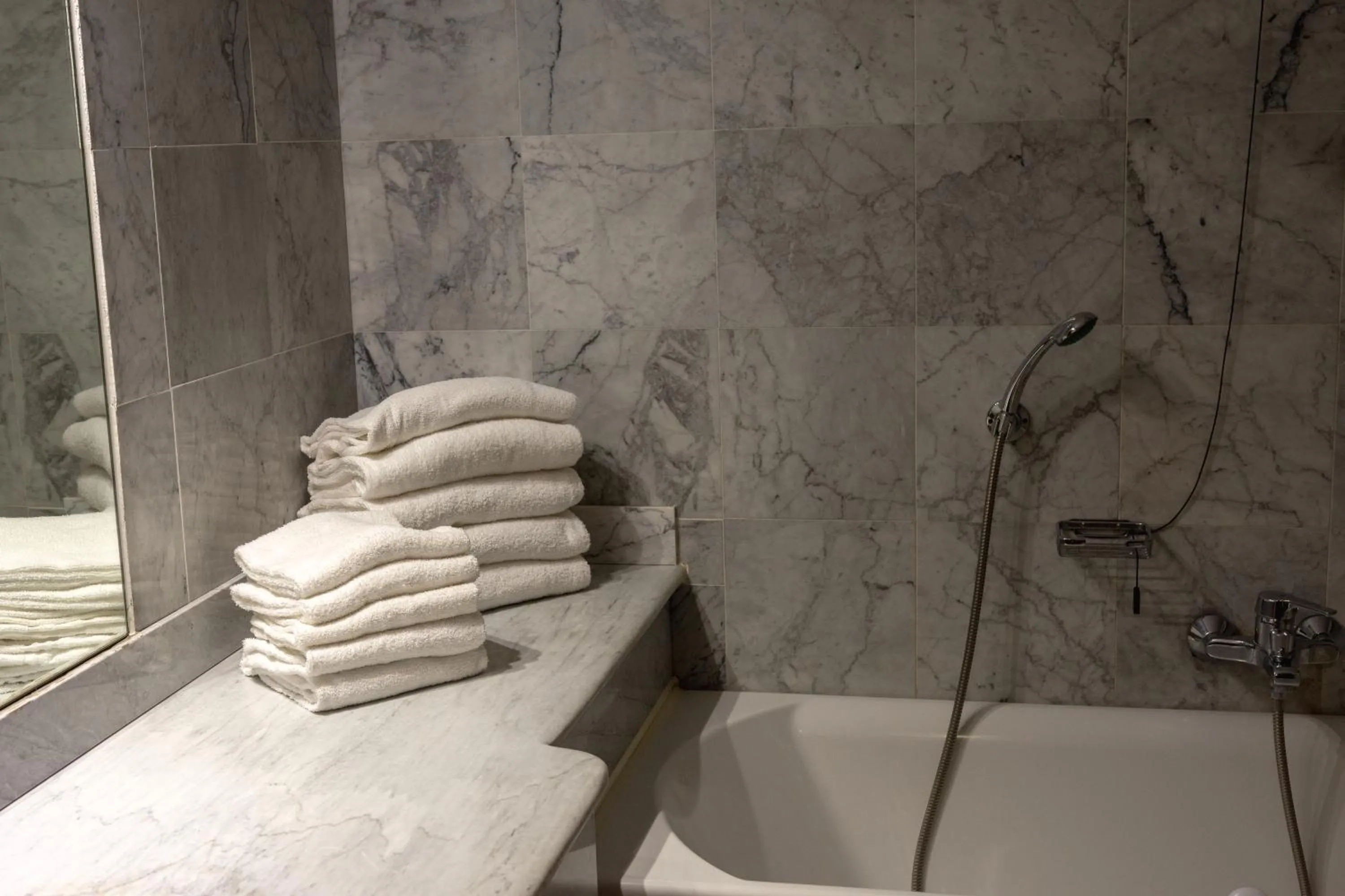 Bathroom in Hotel San Nicola