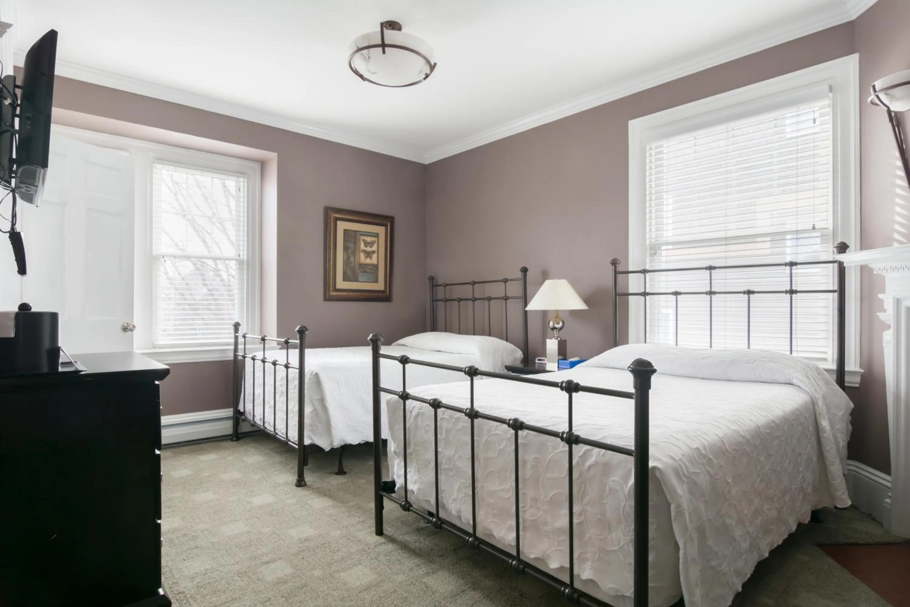Superior Room with Two Double Beds in Longwood Inn