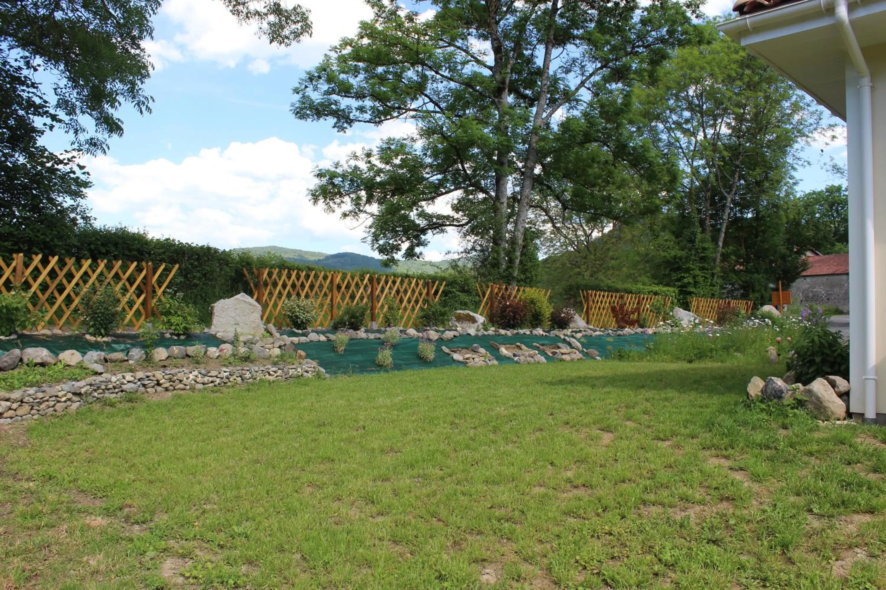 Garden in Du Coté de Lacoume