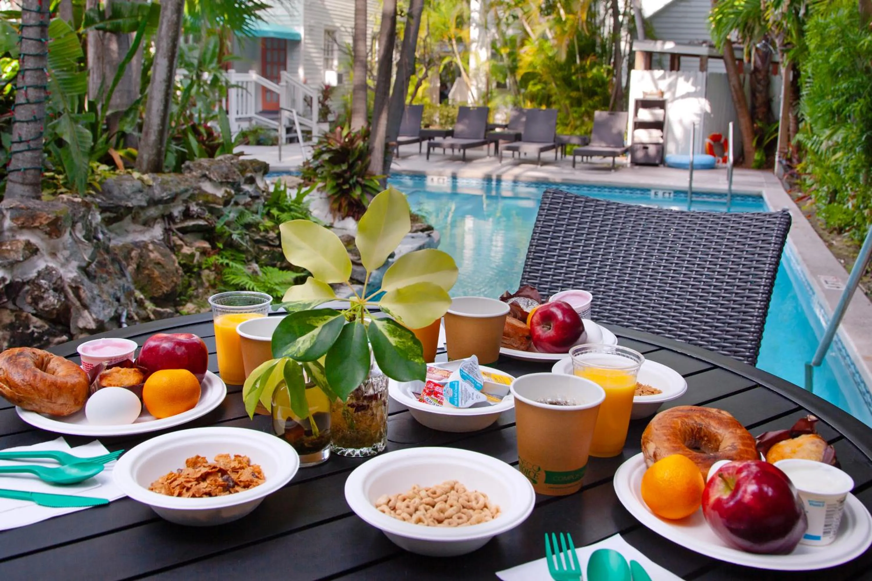 Garden in Westwinds Inn