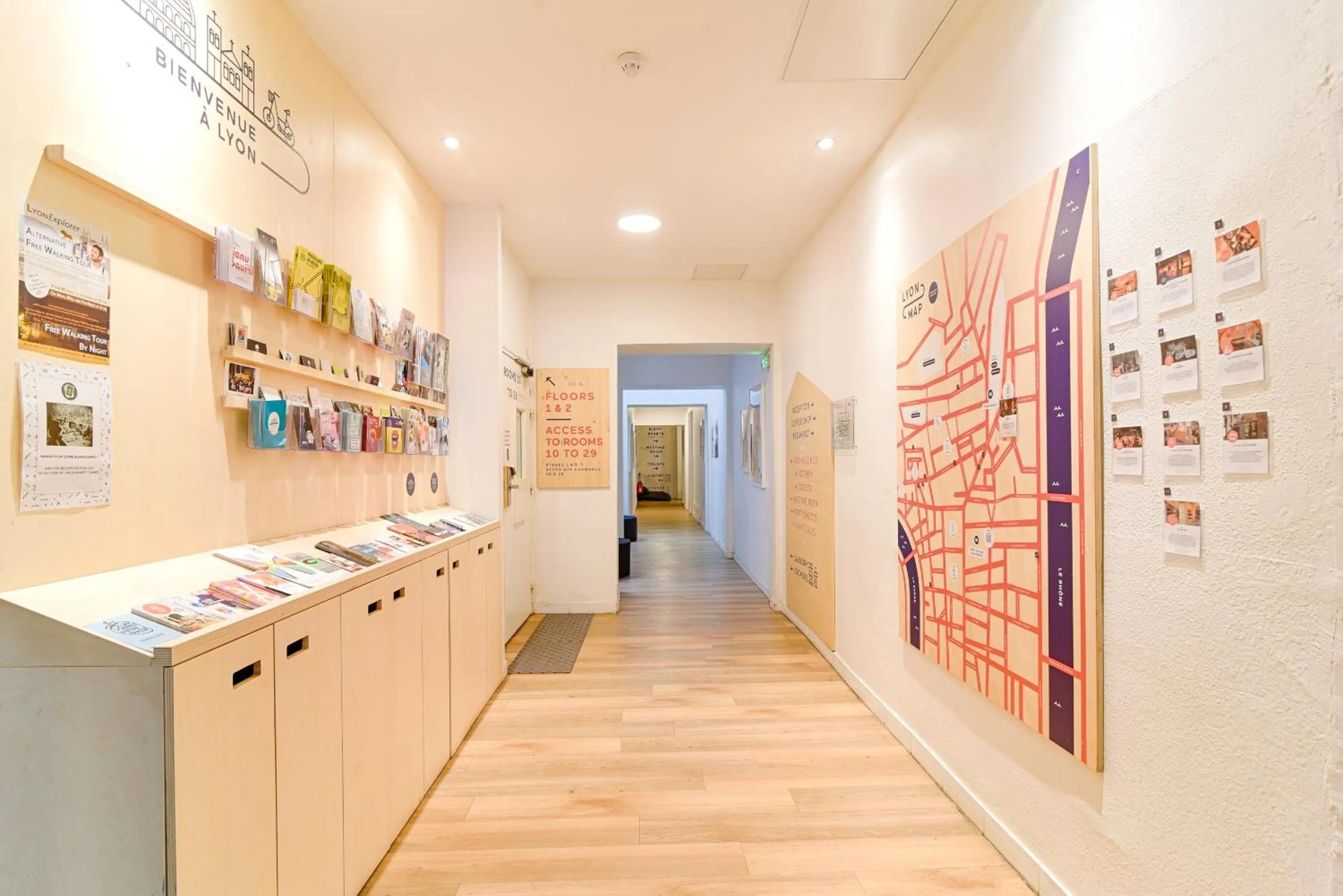 Away Hostel & Coffee Shop