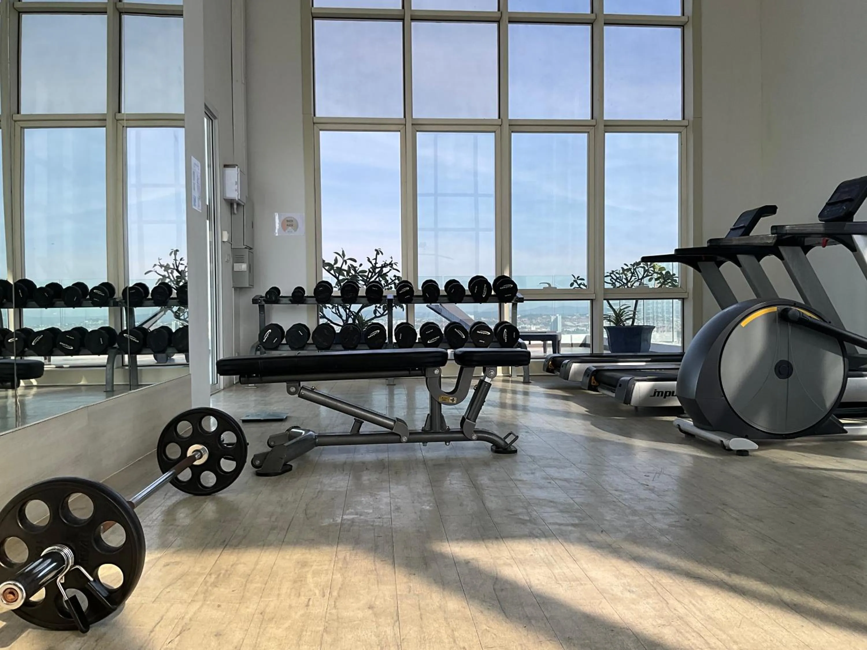 Fitness centre/facilities in Vision Pratumnak By Pattaya Sunny Rentals