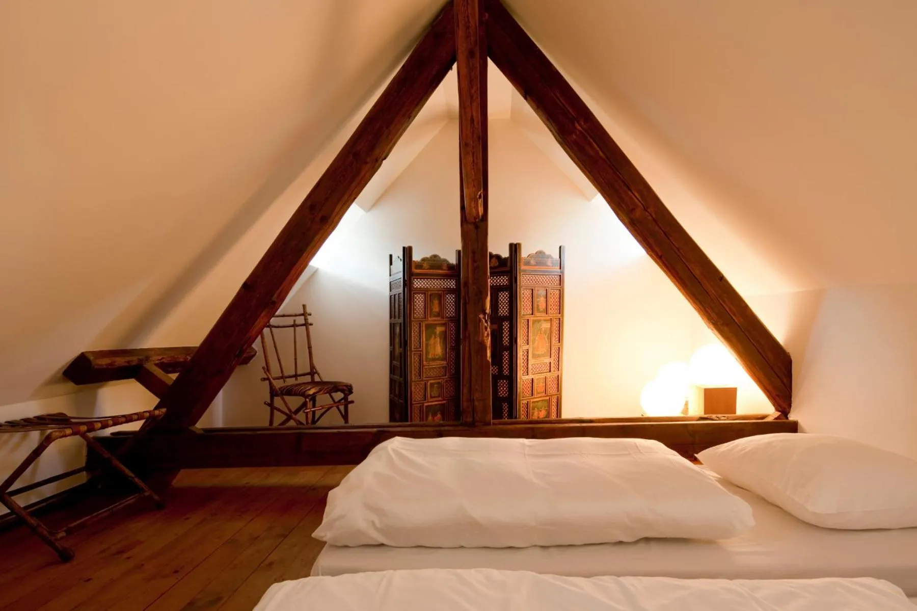 Bed in Schloss Hertefeld & Hertefeldhof