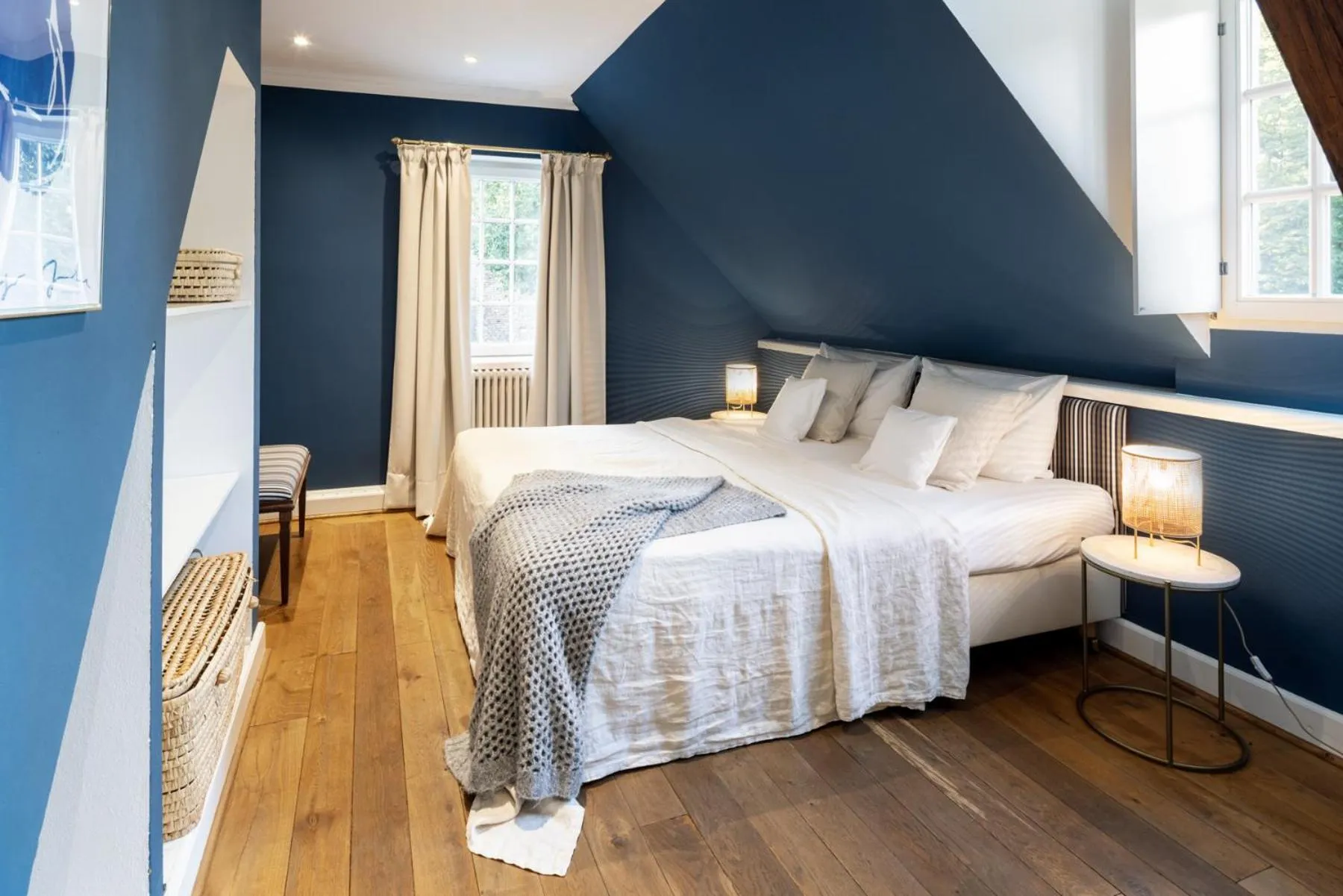 Bed in Schloss Hertefeld & Hertefeldhof