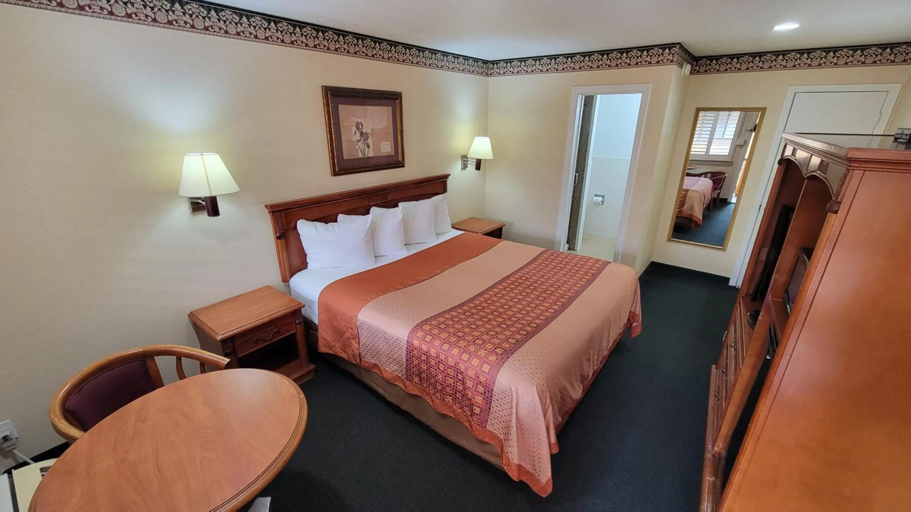 Bed in Geary Parkway Motel