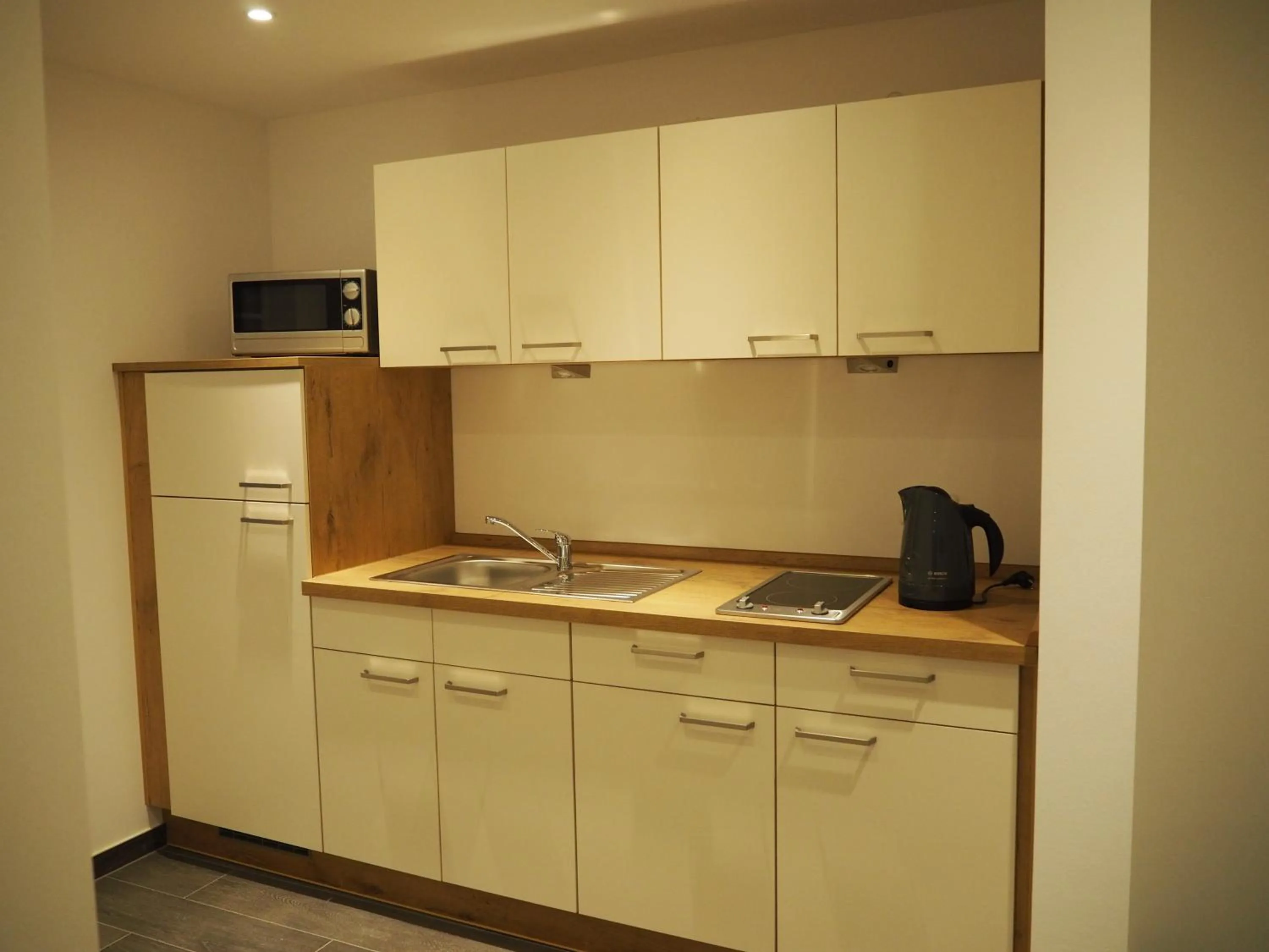 Kitchen or kitchenette in Hotel Havana