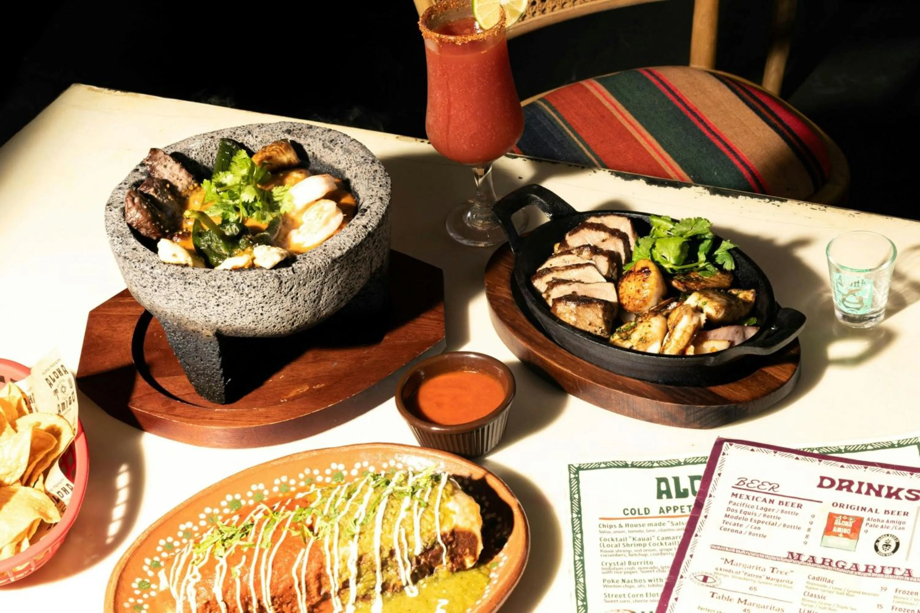 Restaurant/places to eat in Courtyard by Marriott Waikiki Beach