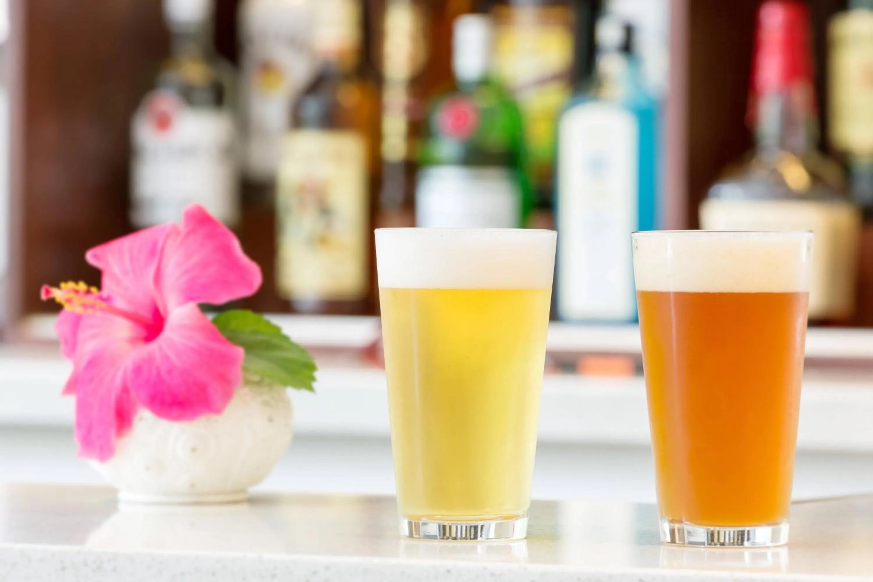 Lobby or reception in Courtyard by Marriott Waikiki Beach